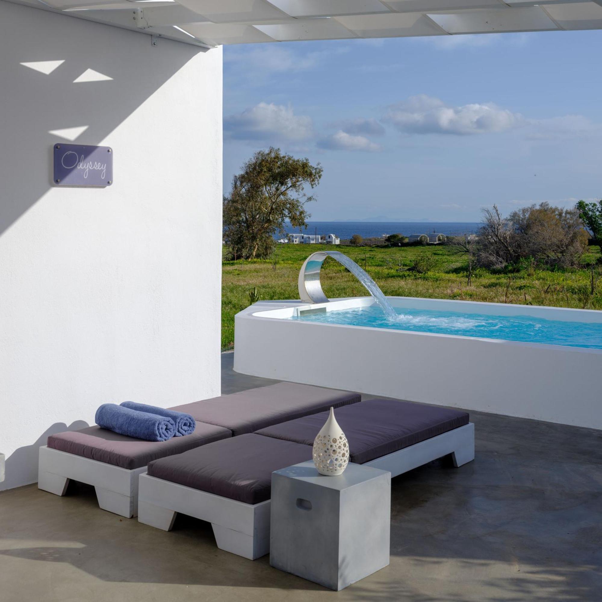 Villa Mybozer Twin Private Pools Foinikia (Santorini)