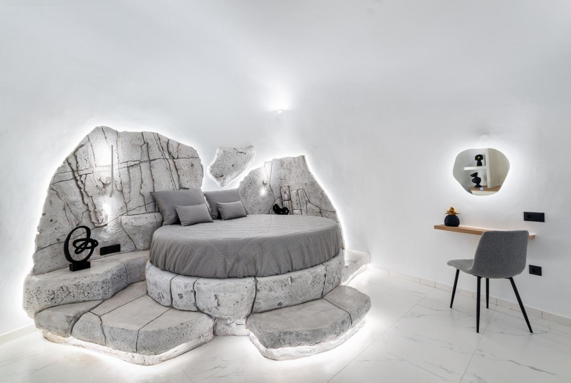Occhio Luxury Santorini With Private Pool * Karterados (Santorini)