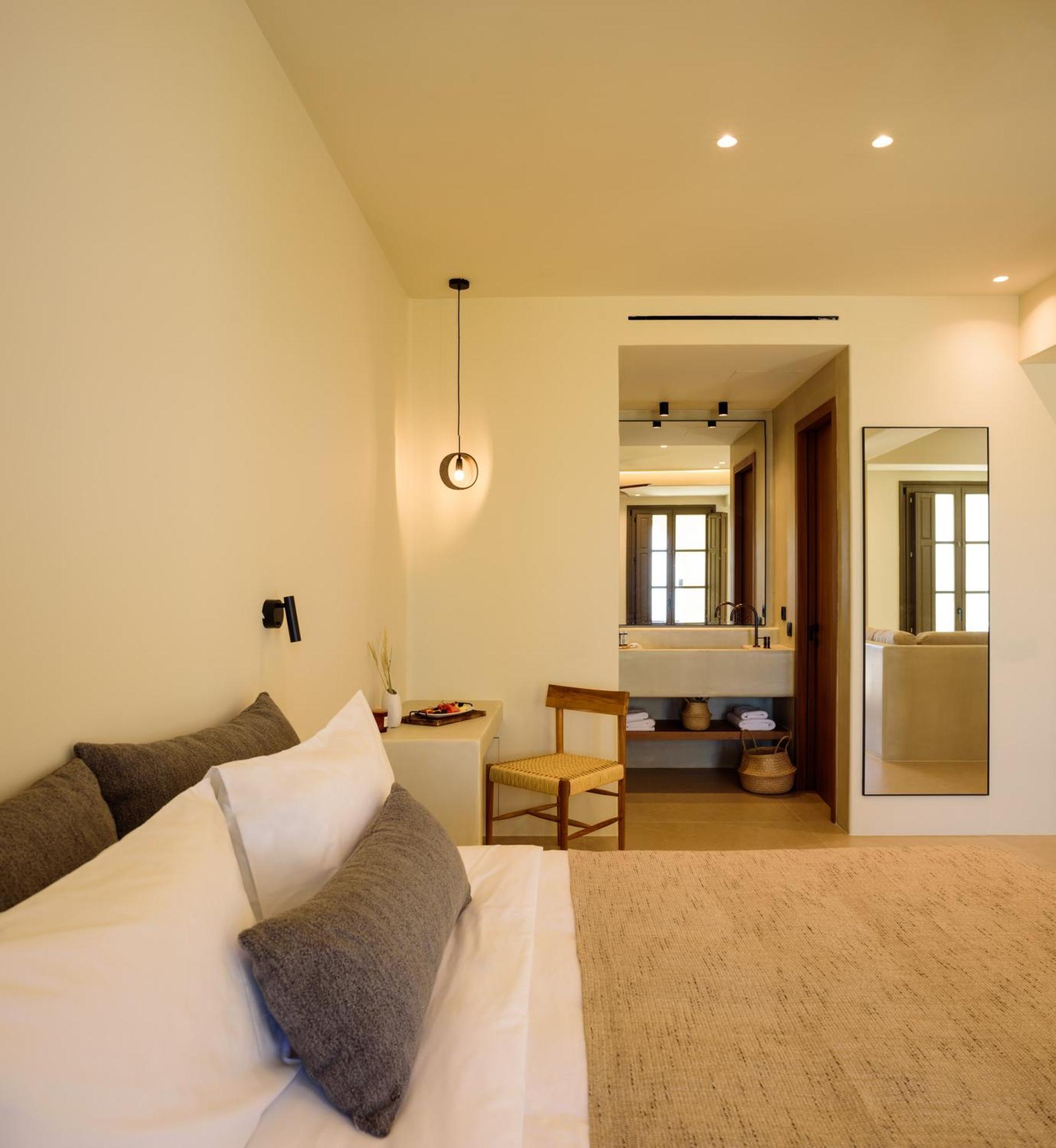 Elessa Hotel