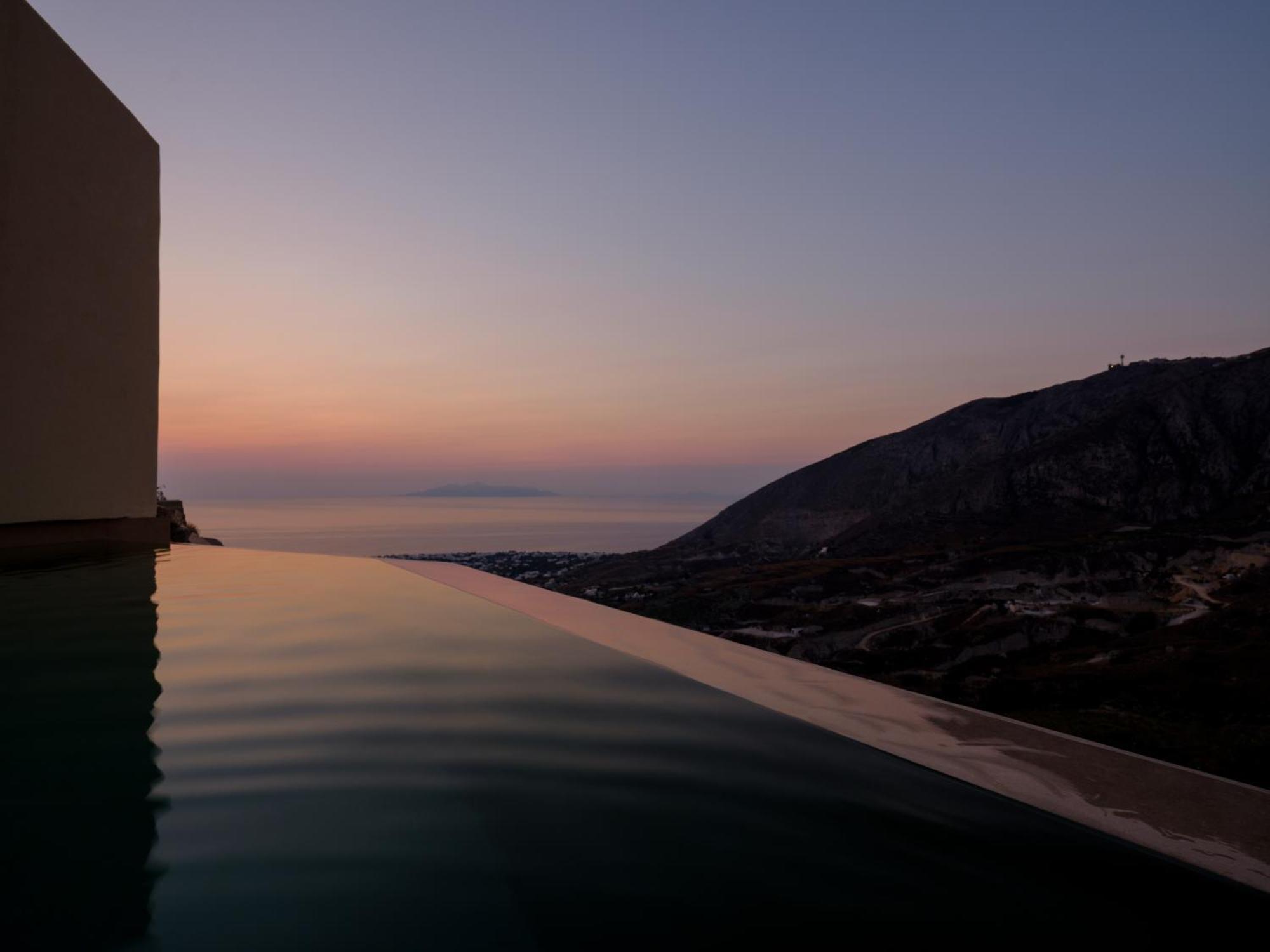 Elessa Hotel