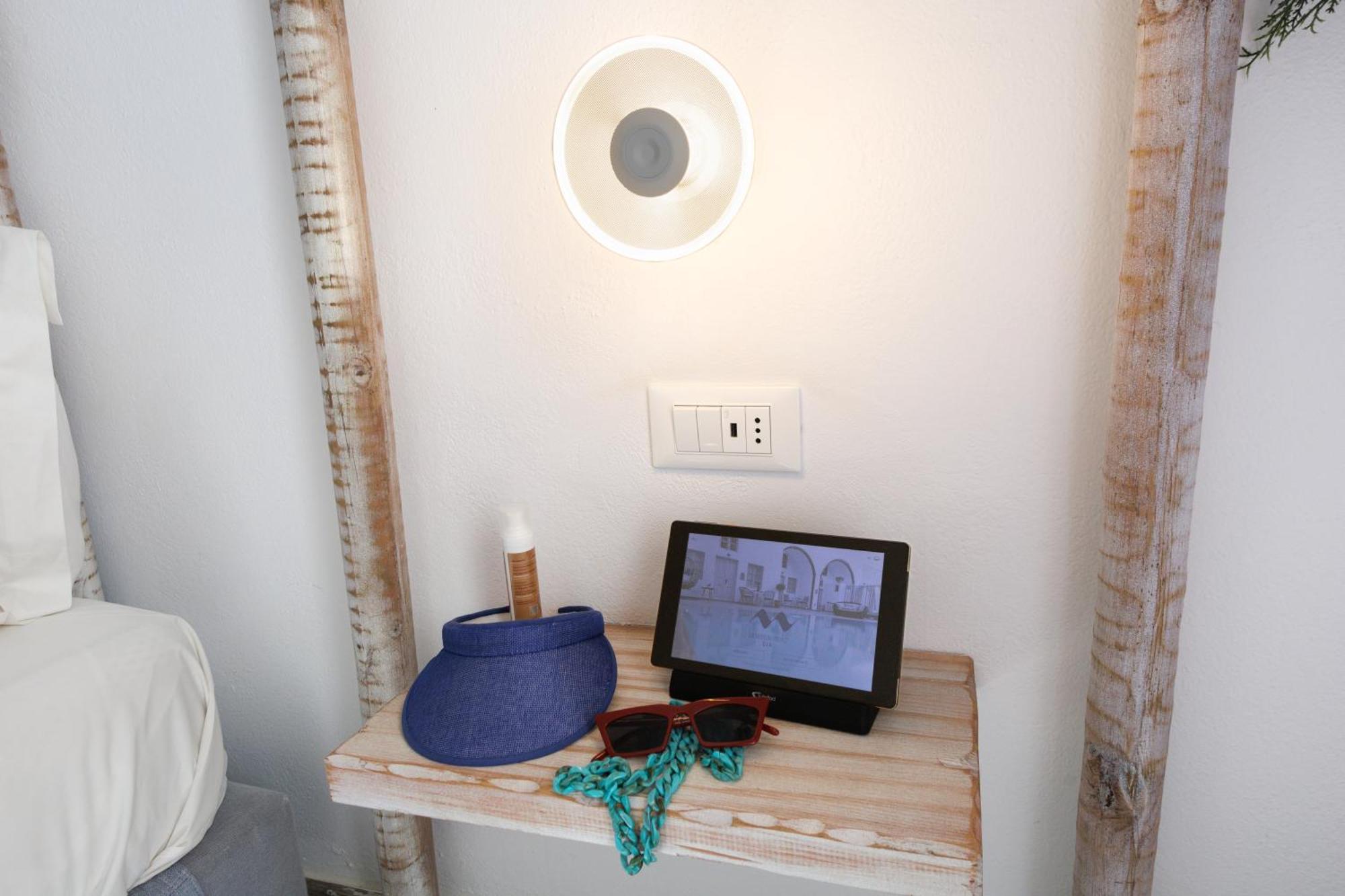The Museum Project 4* Oia (Santorini)