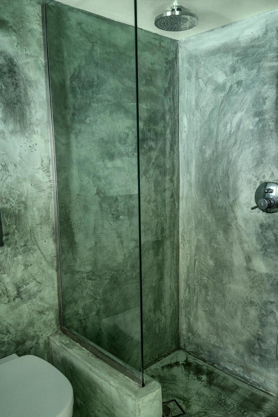 Mythos Traditional Stonehouse *