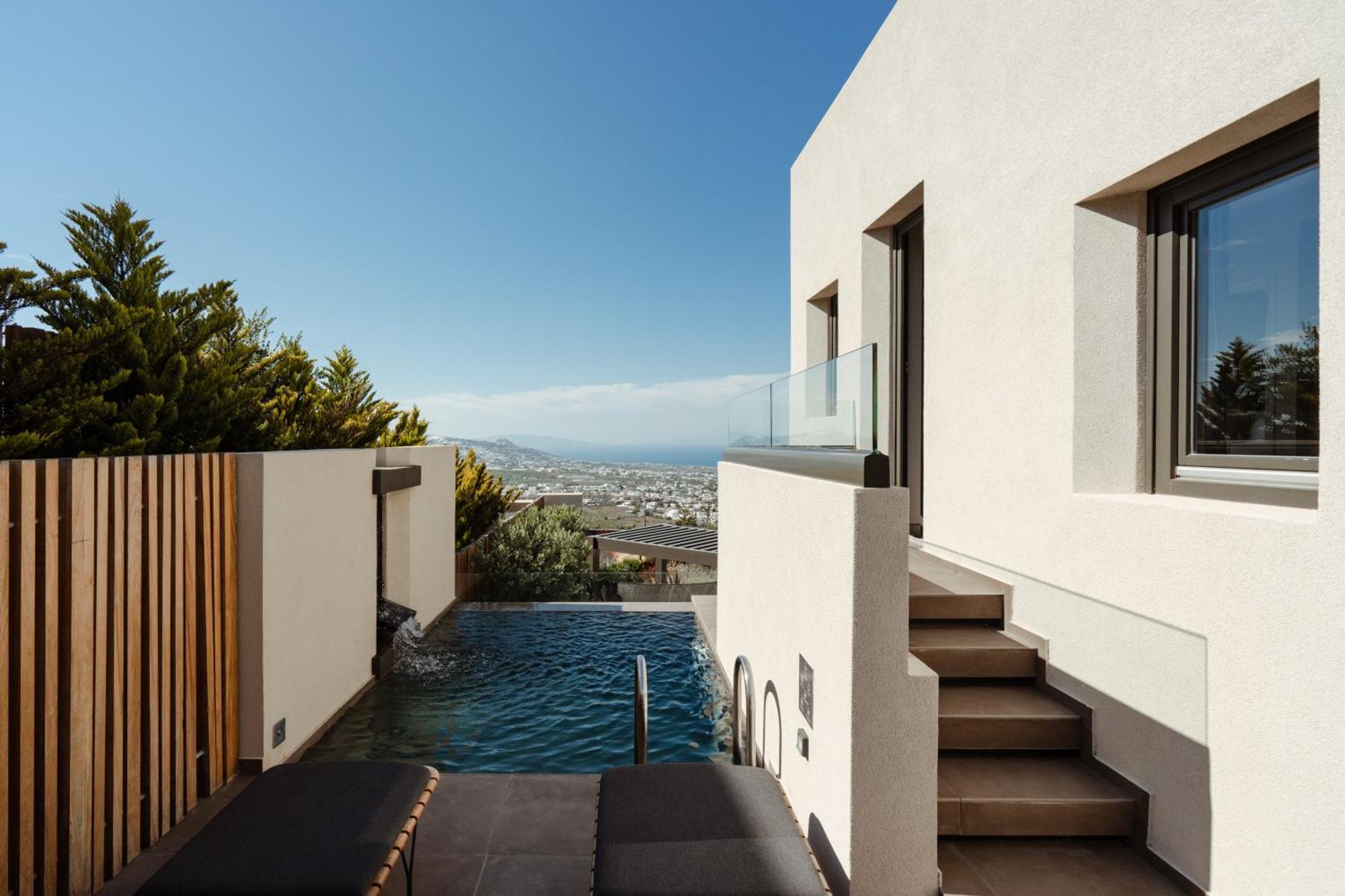 Apikia Santorini Hotel