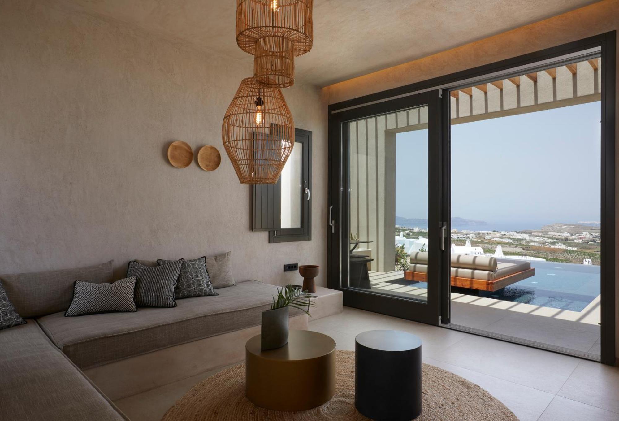 North Santorini - A Luxury Pousada *