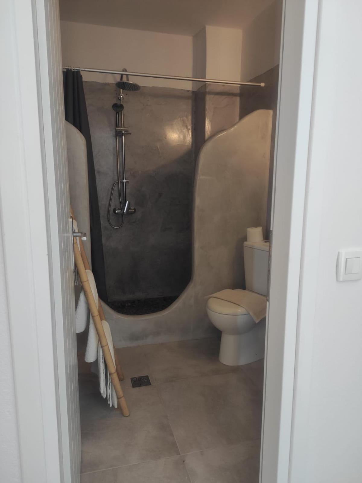 White Lily & Lofts - Adults Only 16 Perivolos (Santorini)