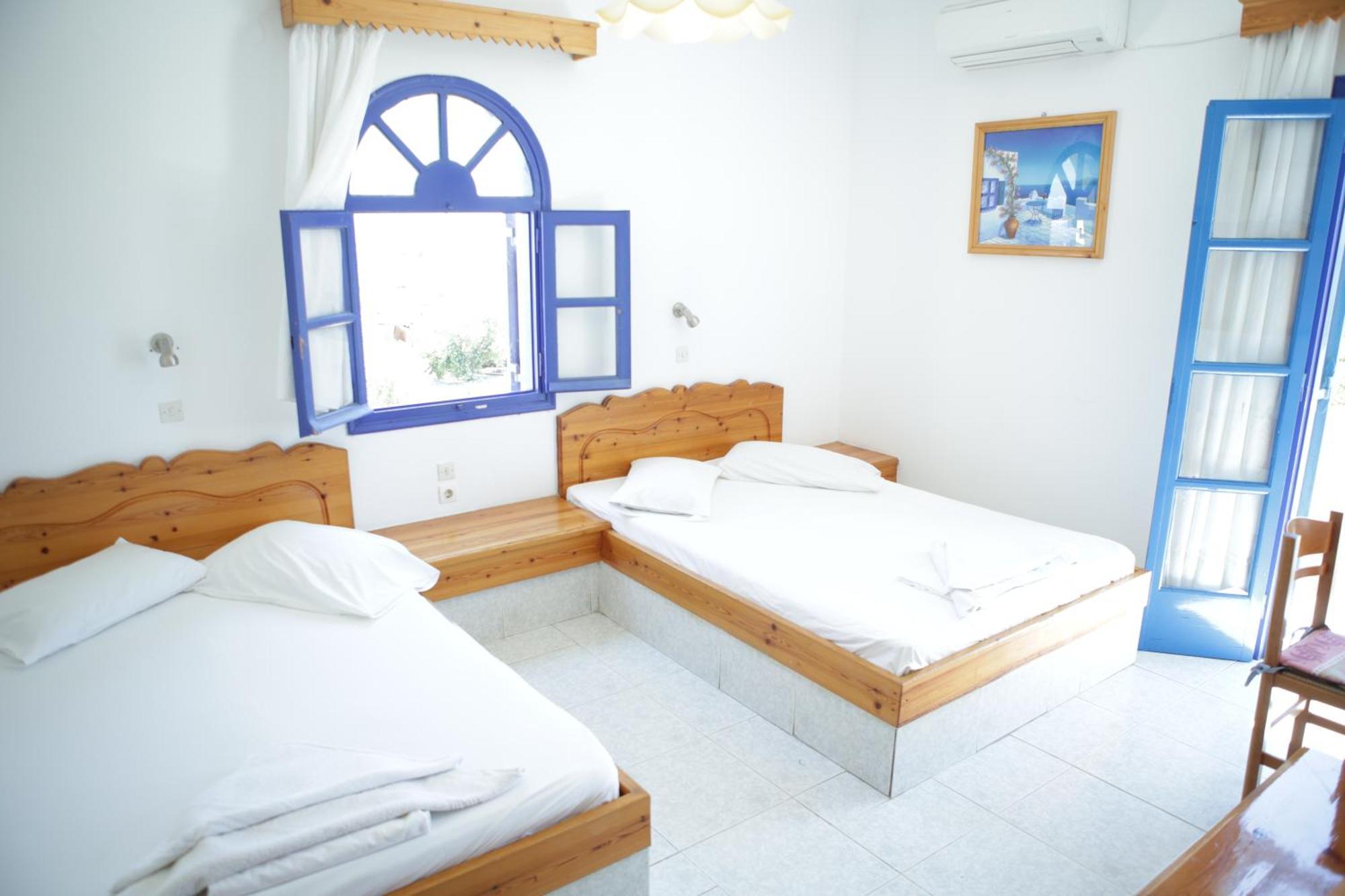 Hotel Perissa Agios Georgios (Santorini)