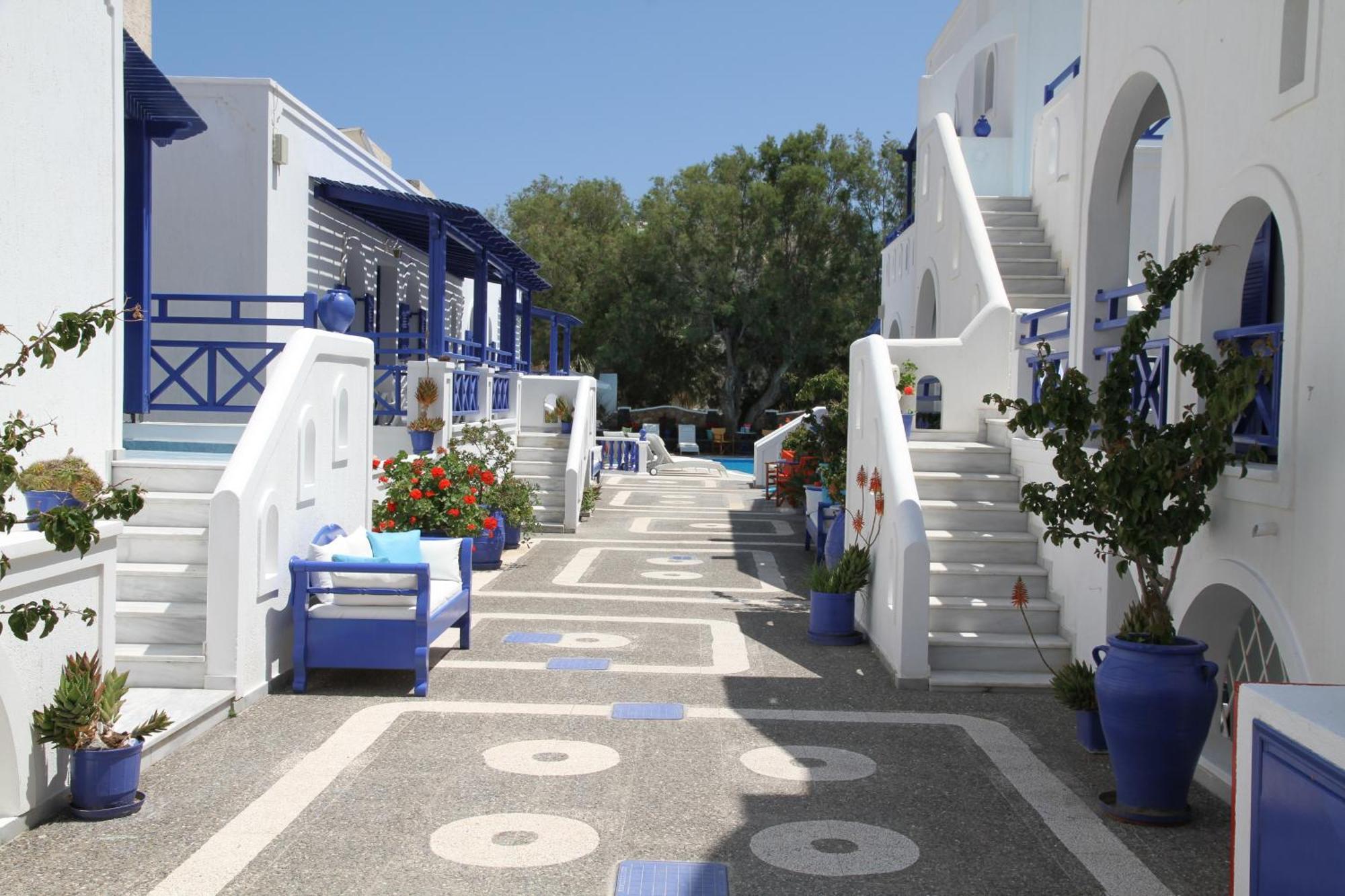 Aparthotel Samson΄s Village Perissa (Santorini)