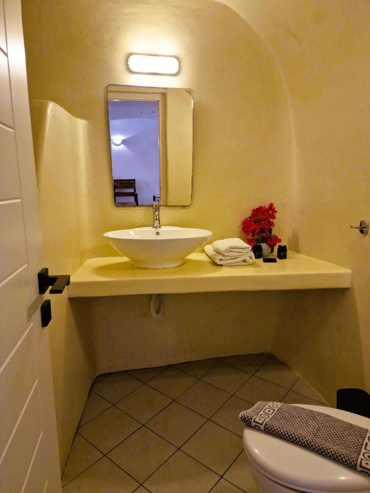 Guest house Kykladonisia Traditional Settlement Fira (Santorini)