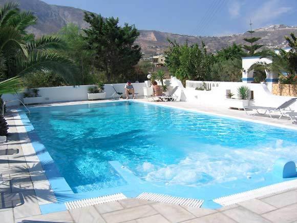 Alkyon Kamari (Santorini)
