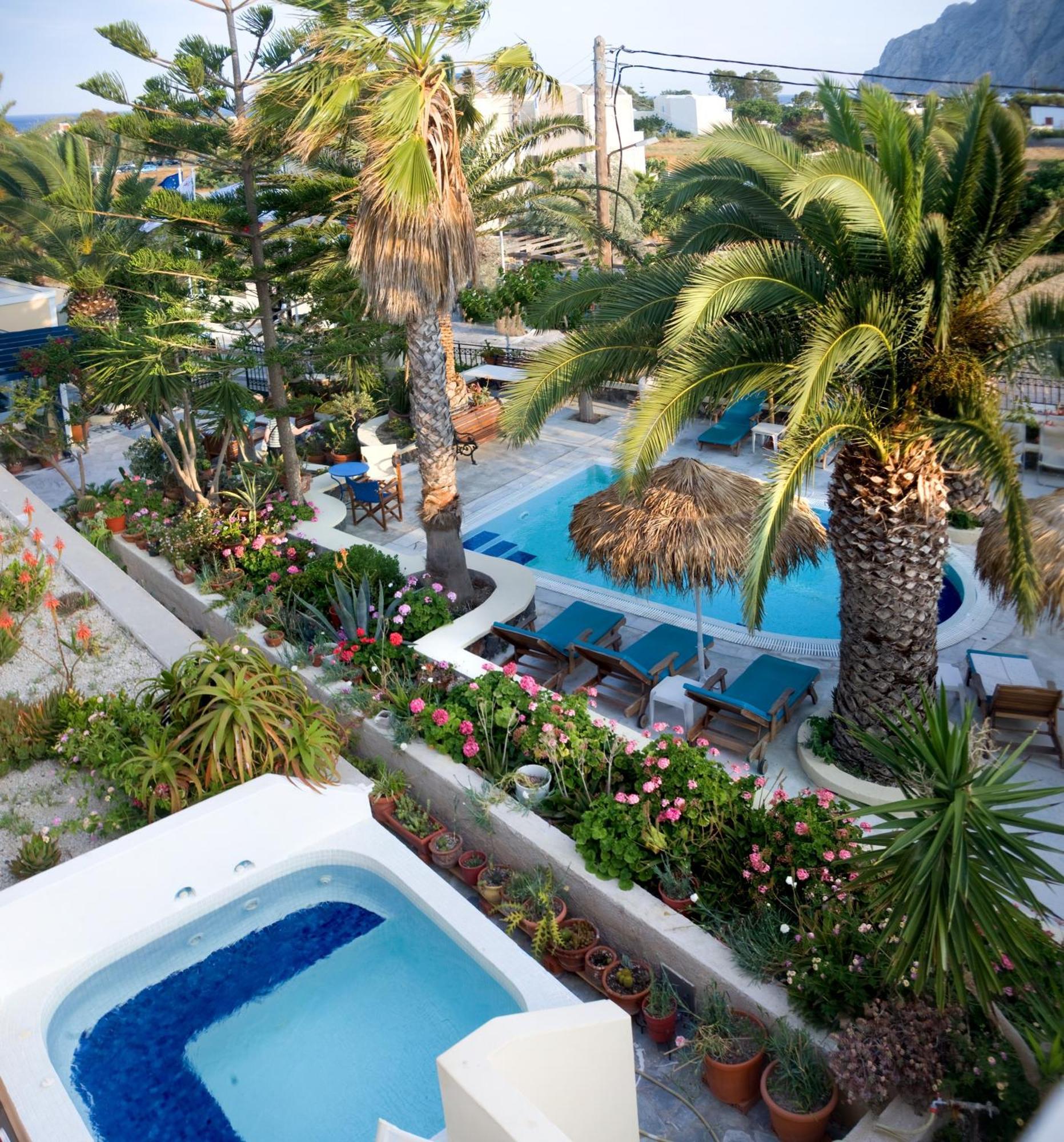 Hermes Kamari (Santorini)