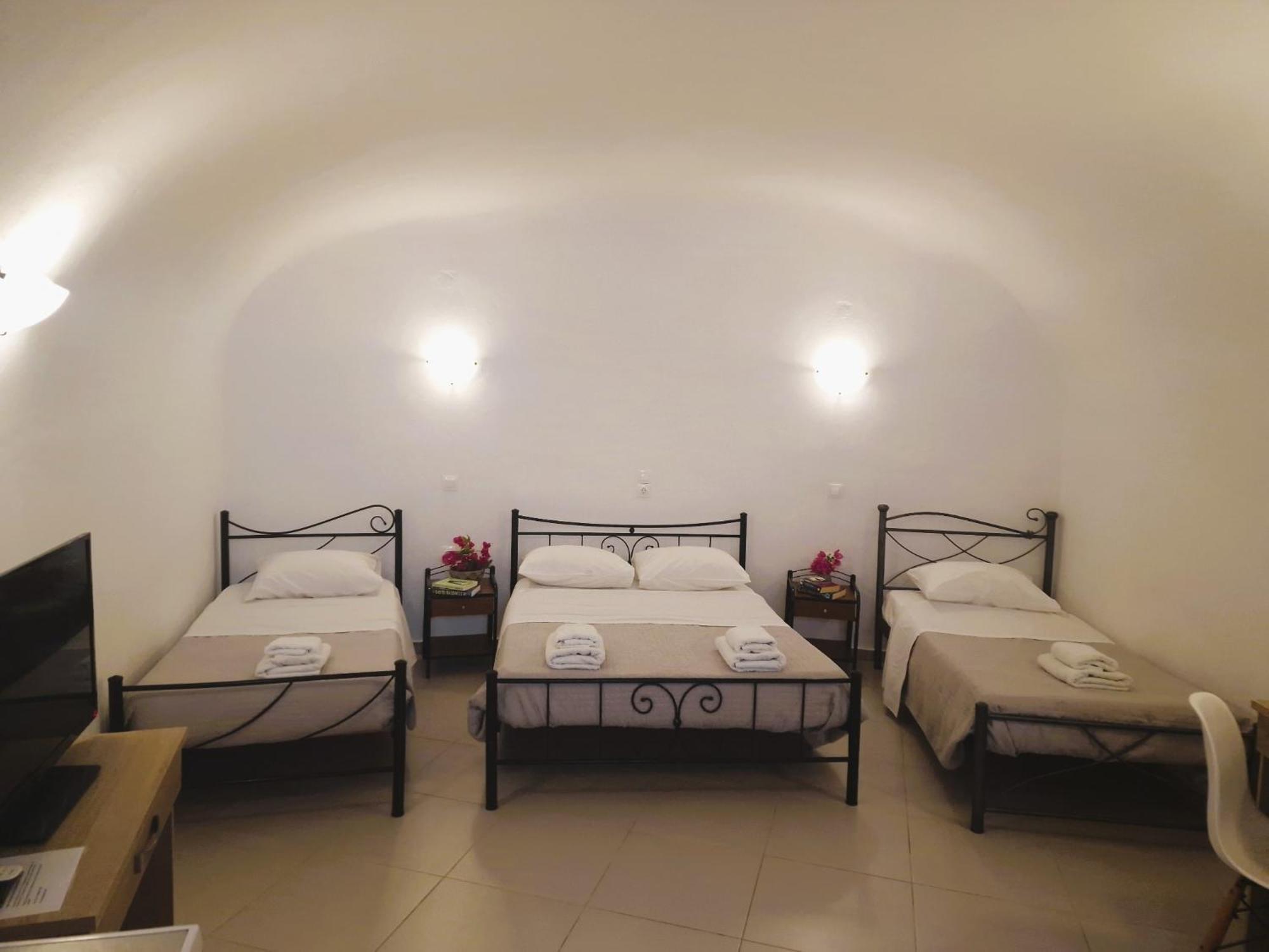 Kykladonisia Traditional Settlement Guest house Fira (Santorini)