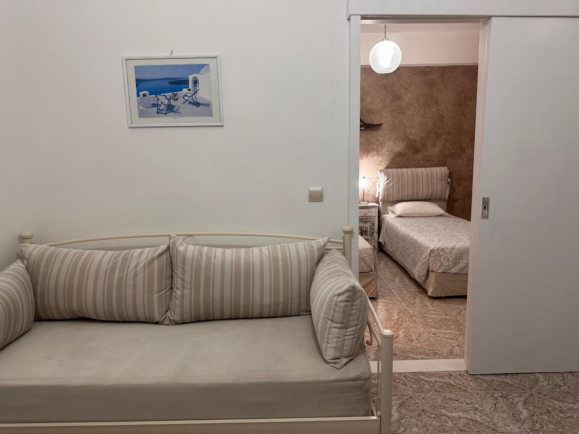 Ilios 2* Fira (Santorini)