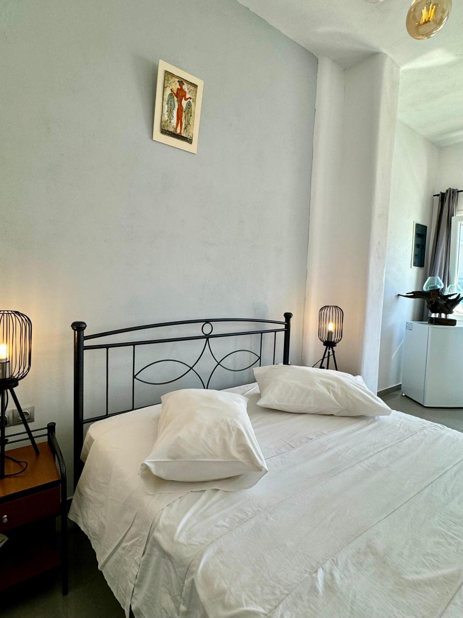 Agas 2* Karterados (Santorini)