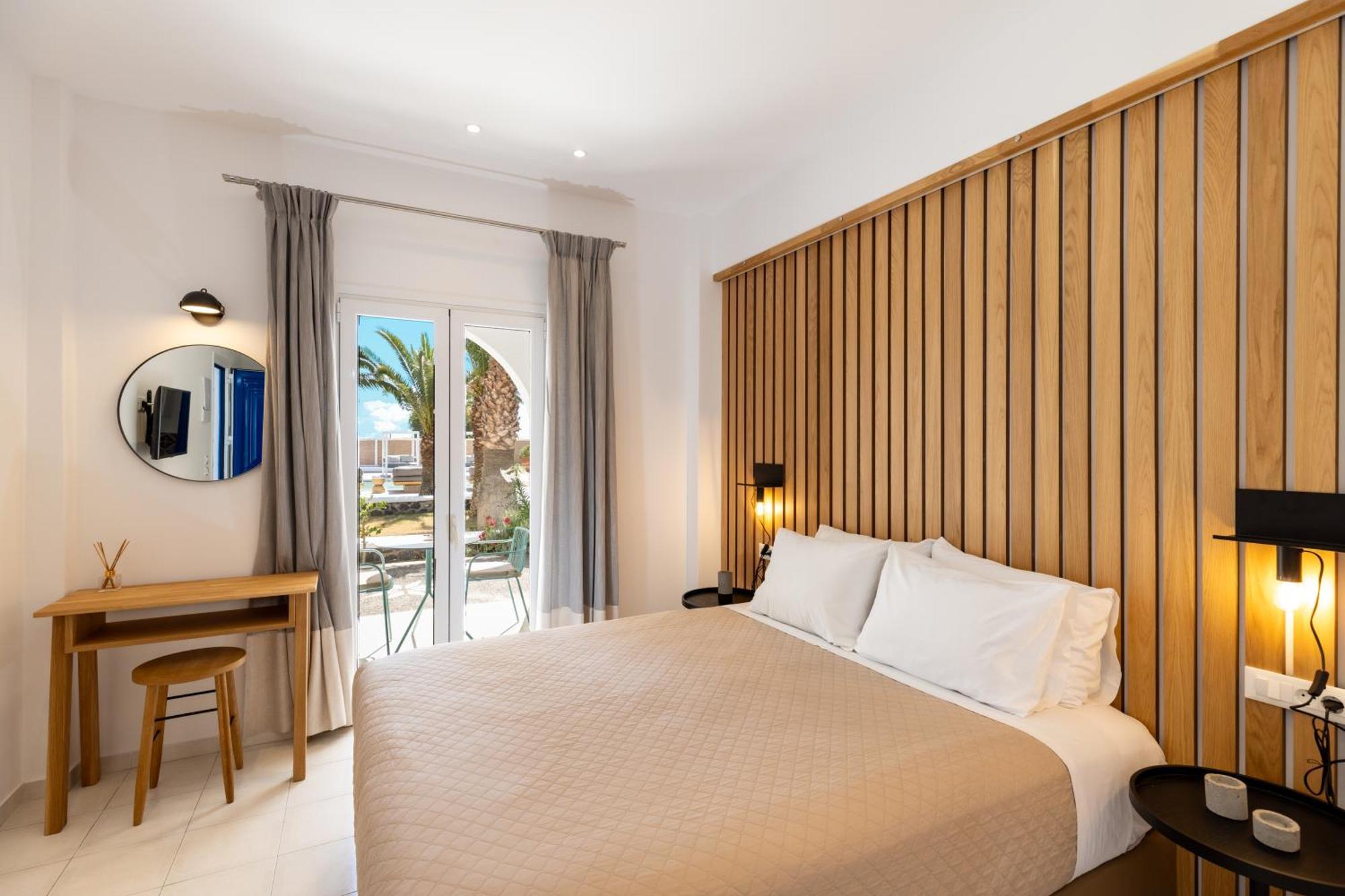 Louis Santorini Aparthotel Kamari (Santorini)