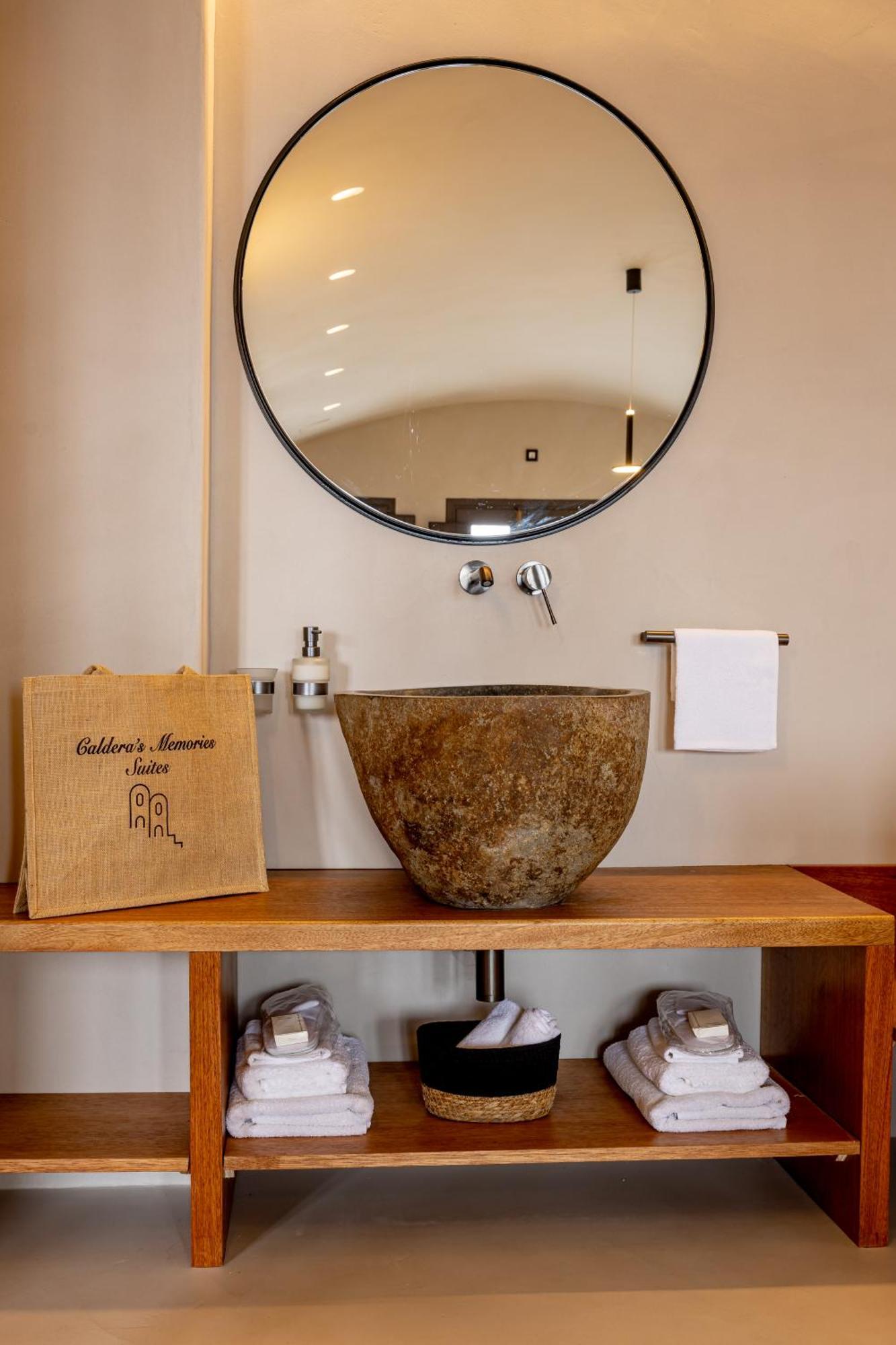 Aparthotel Caldera's Memories 3*