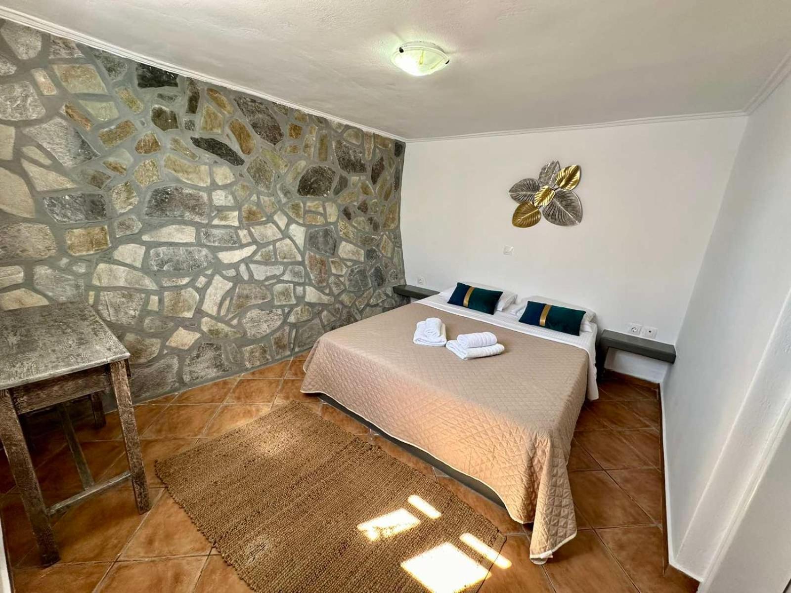 Family Villages Santorini Villa Vlychada