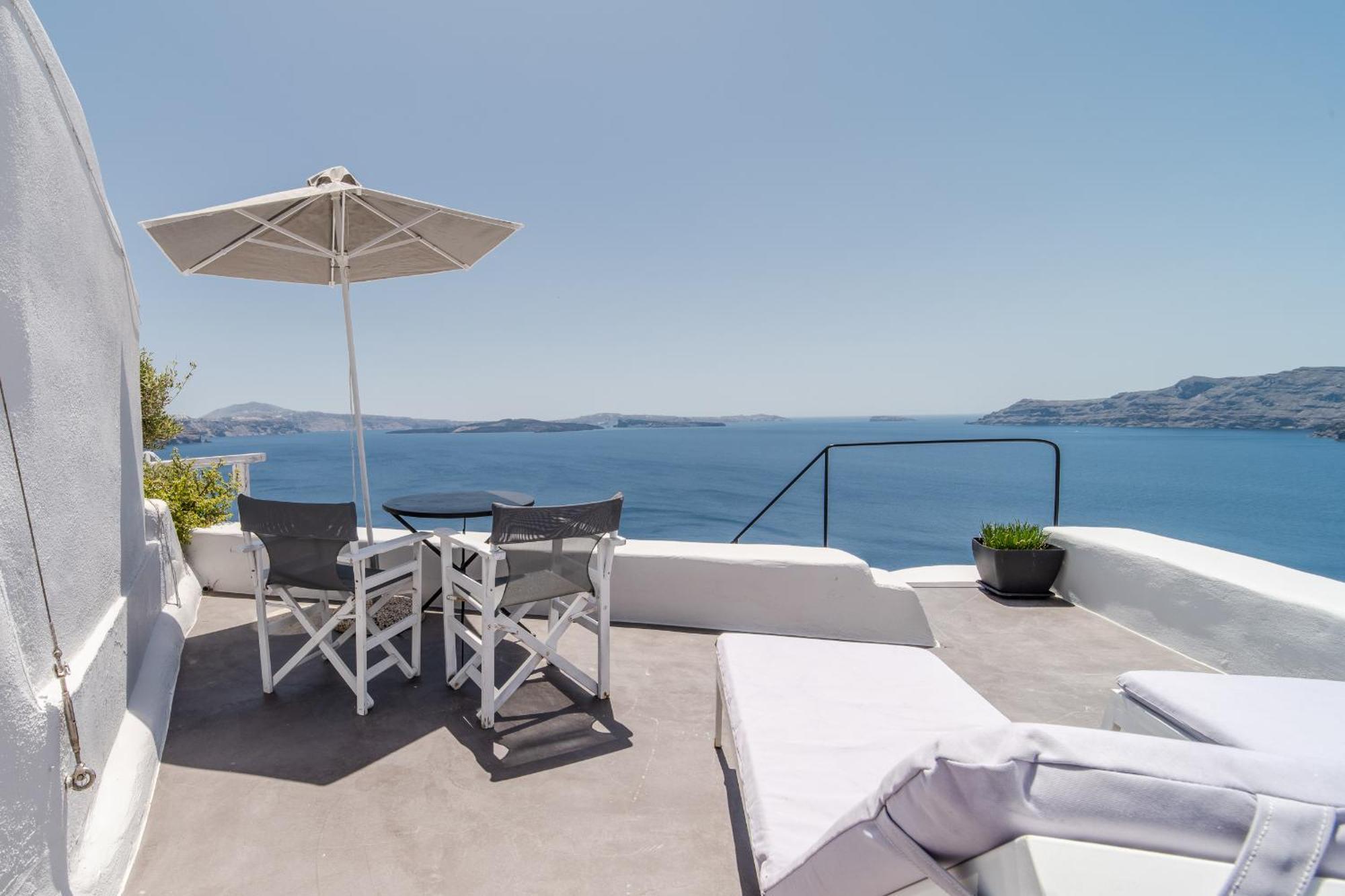 Nostos Apartment Oia (Santorini)
