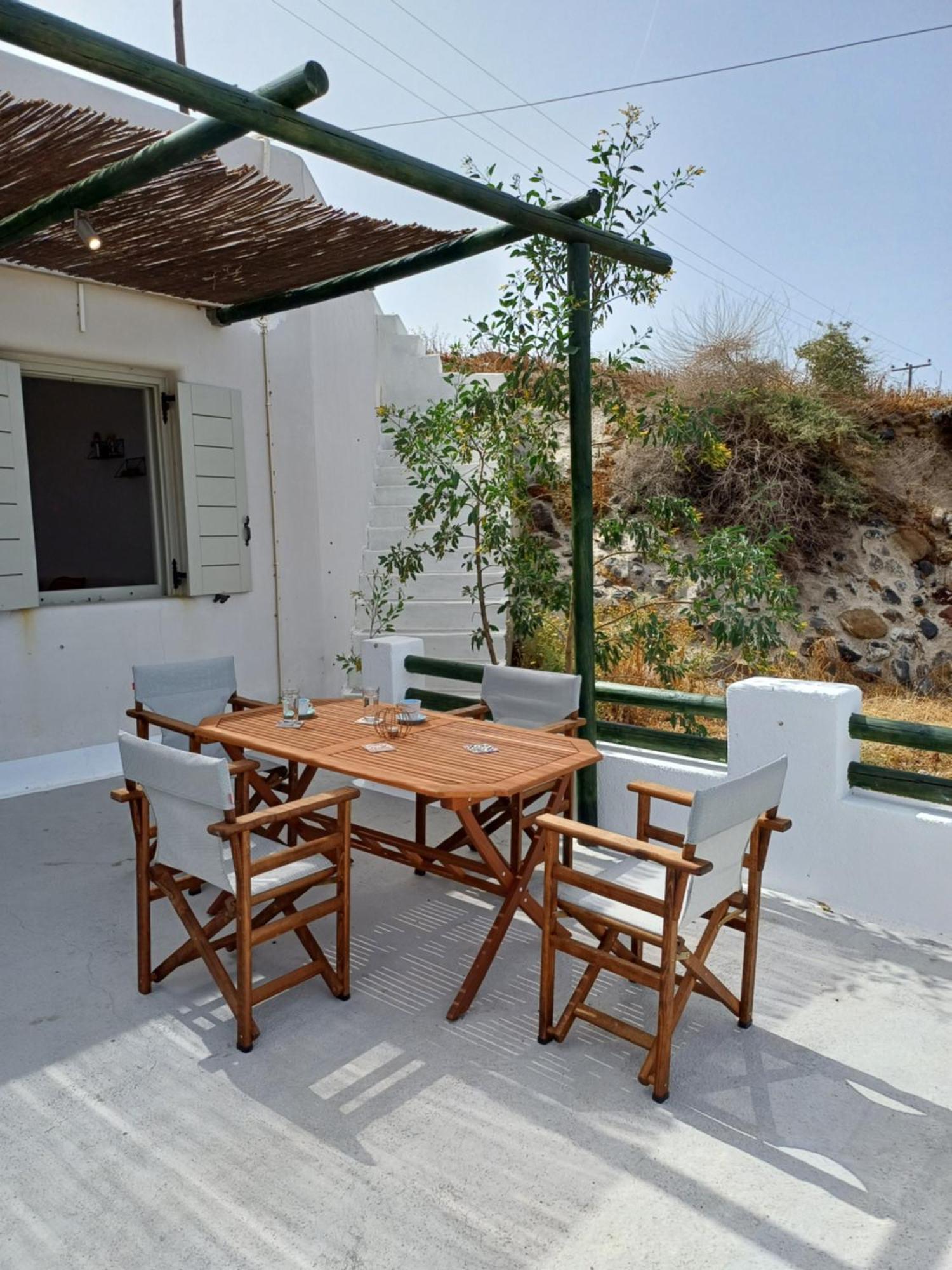 'irene' Cycladic House With Sunrise And Sea View! * Foinikia (Santorini)