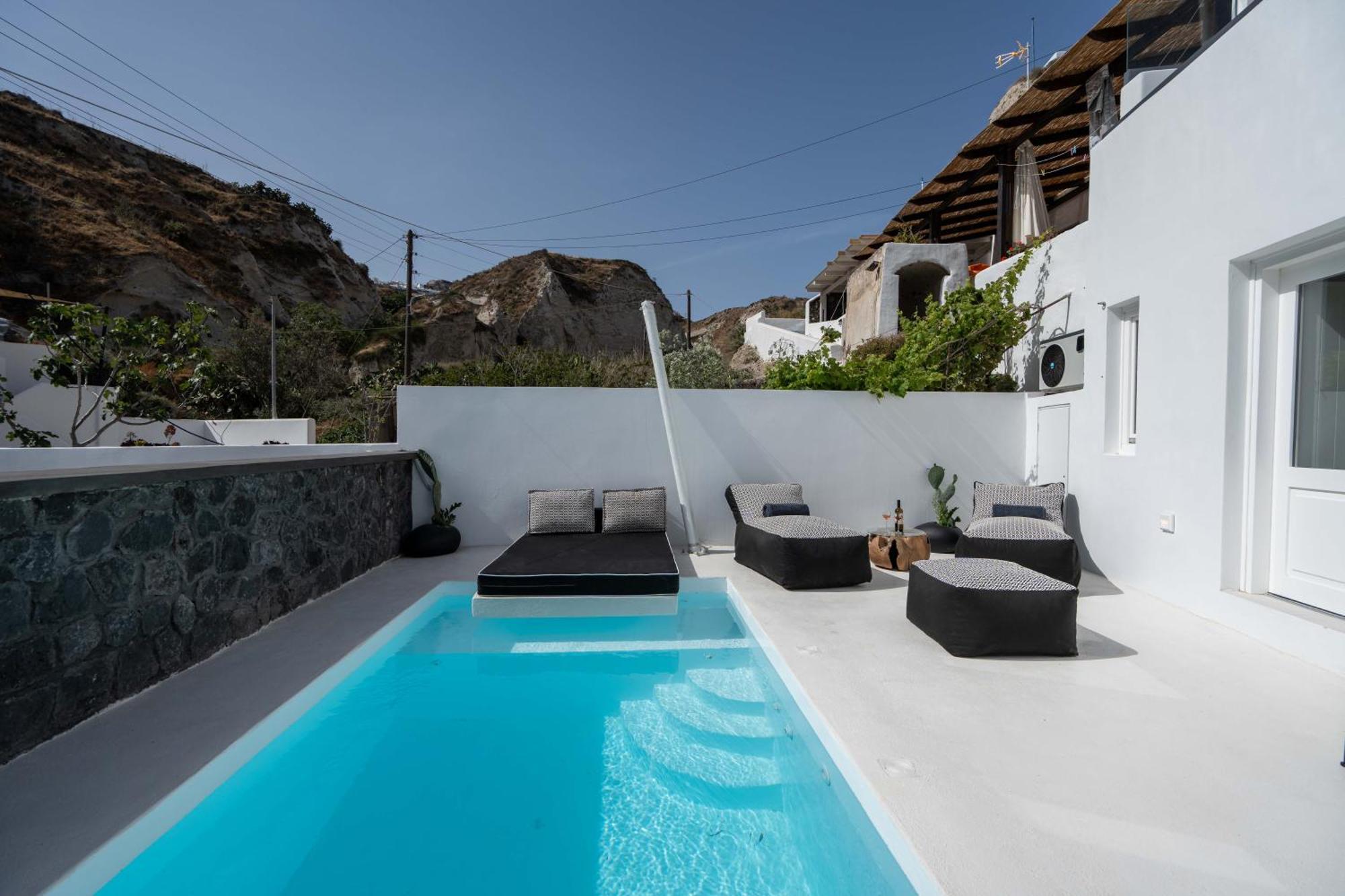 The Magic Luxury Cave Apartment *