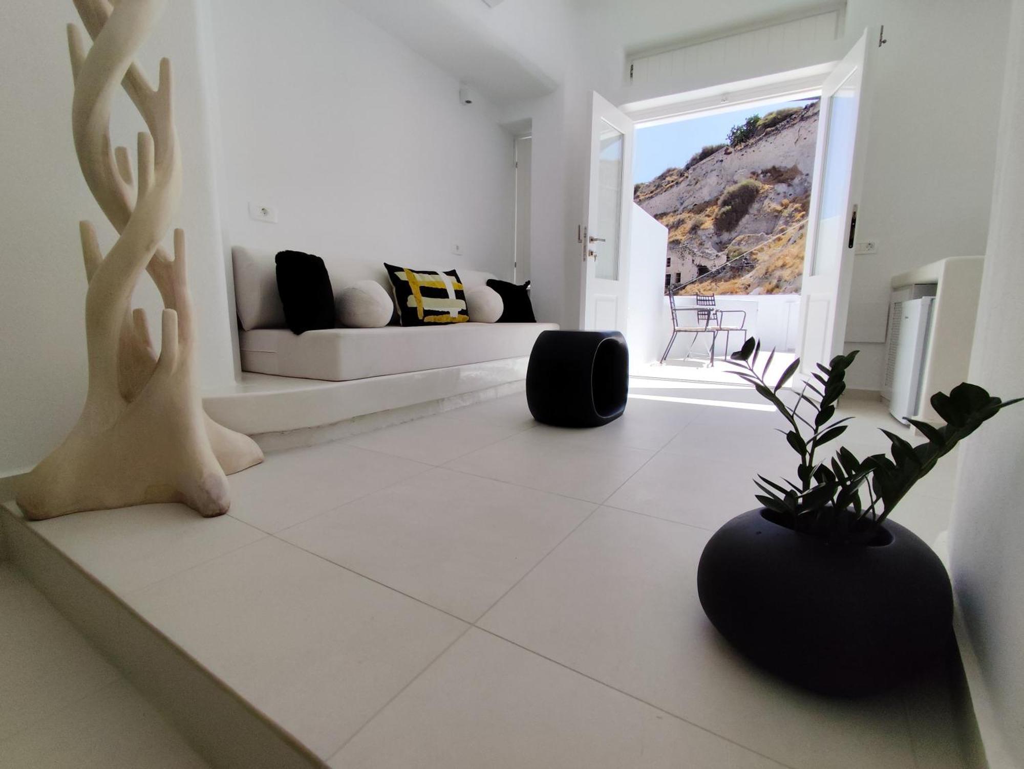 The Magic Luxury Cave Vothon