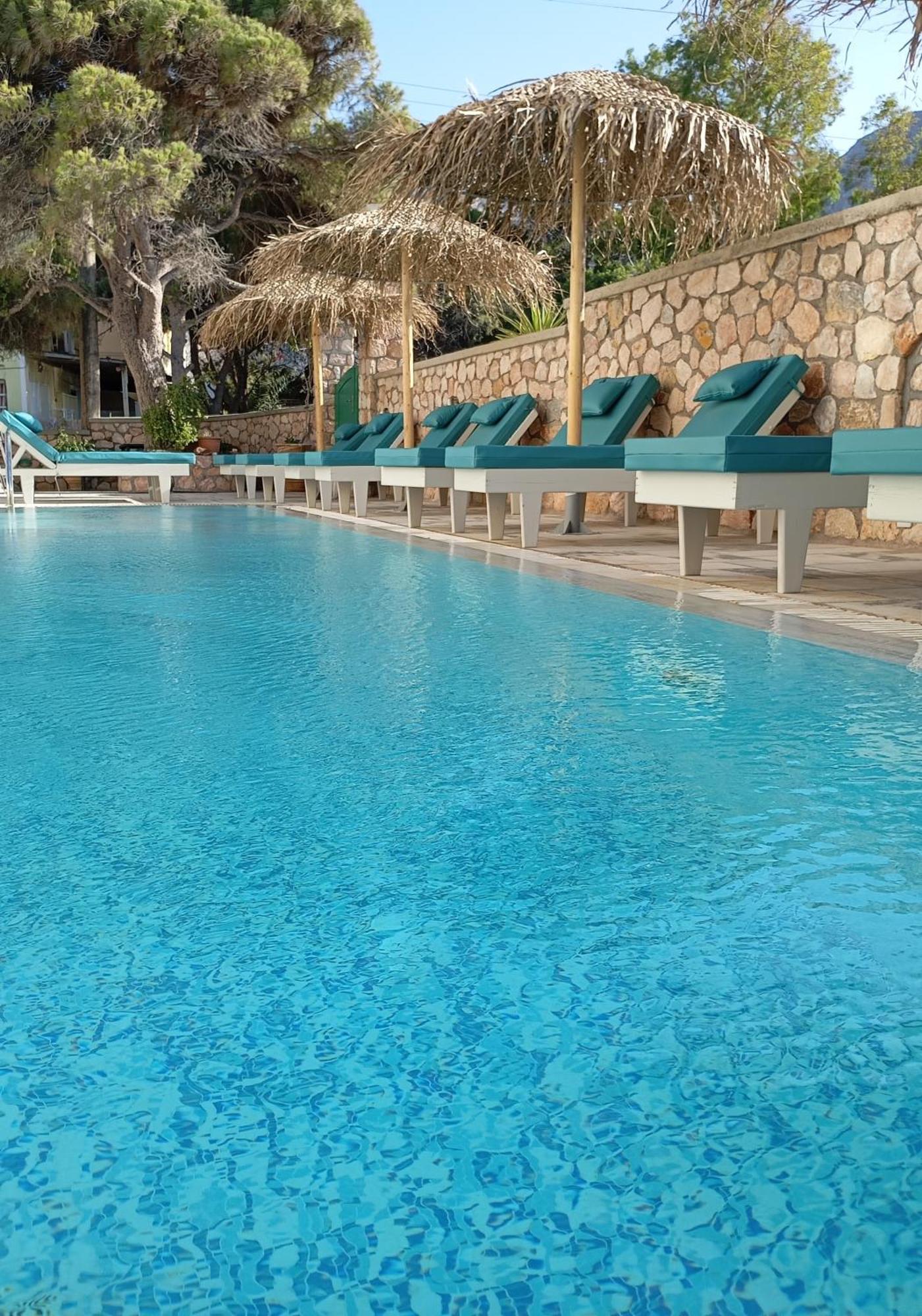 Ifestia Aparthotel Kamári