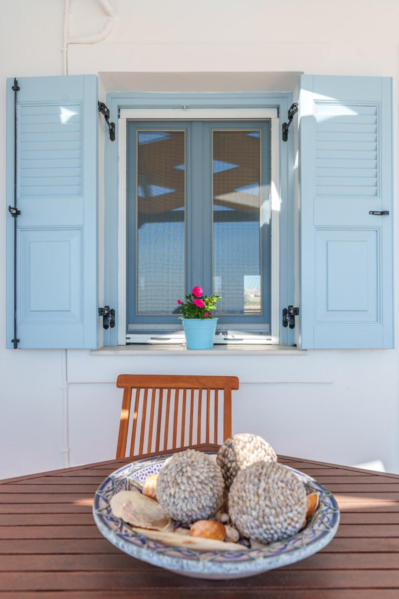 Blue Eyes Apartment *