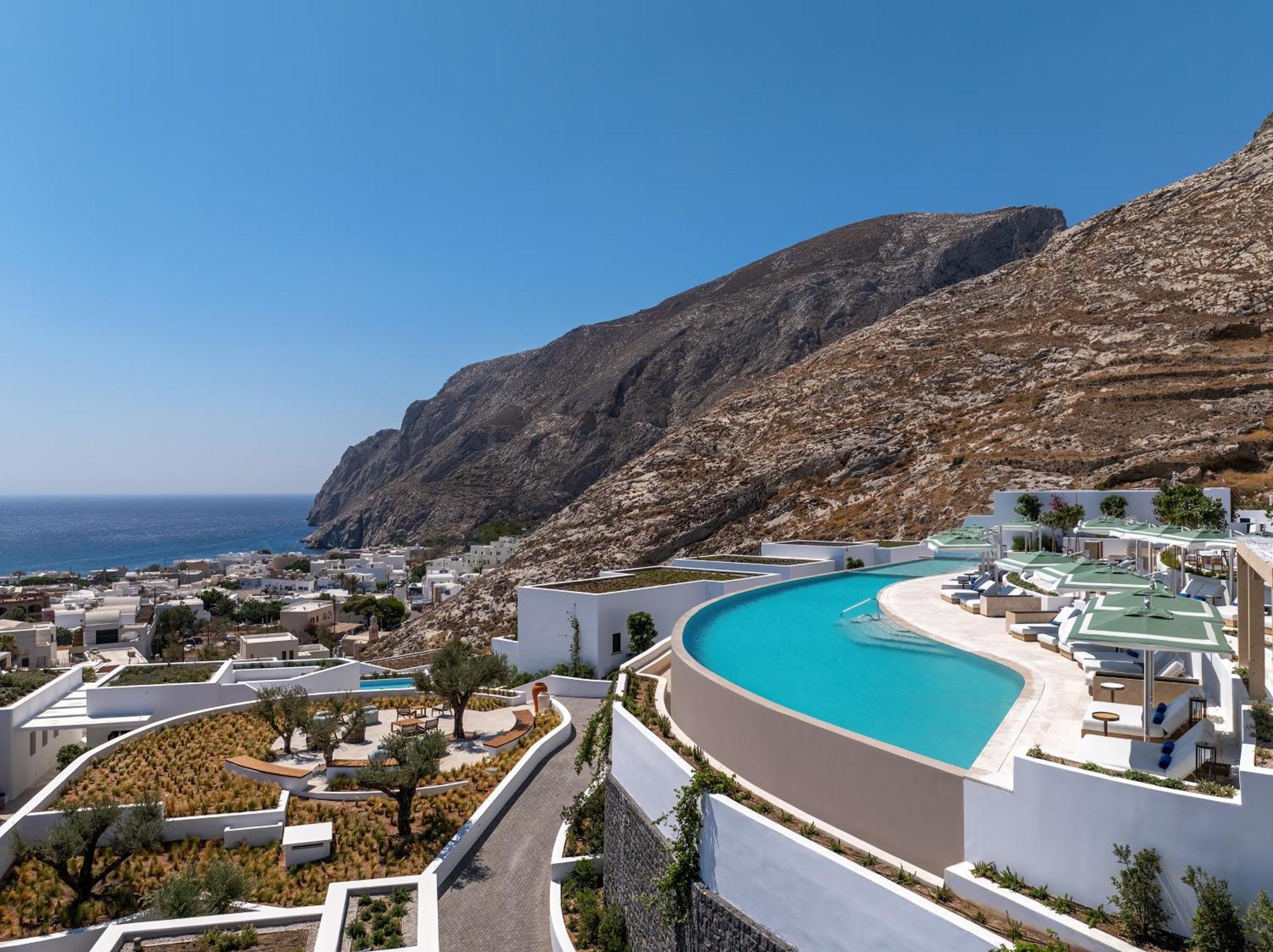 Sandblu Resort Kamari (Santorini)