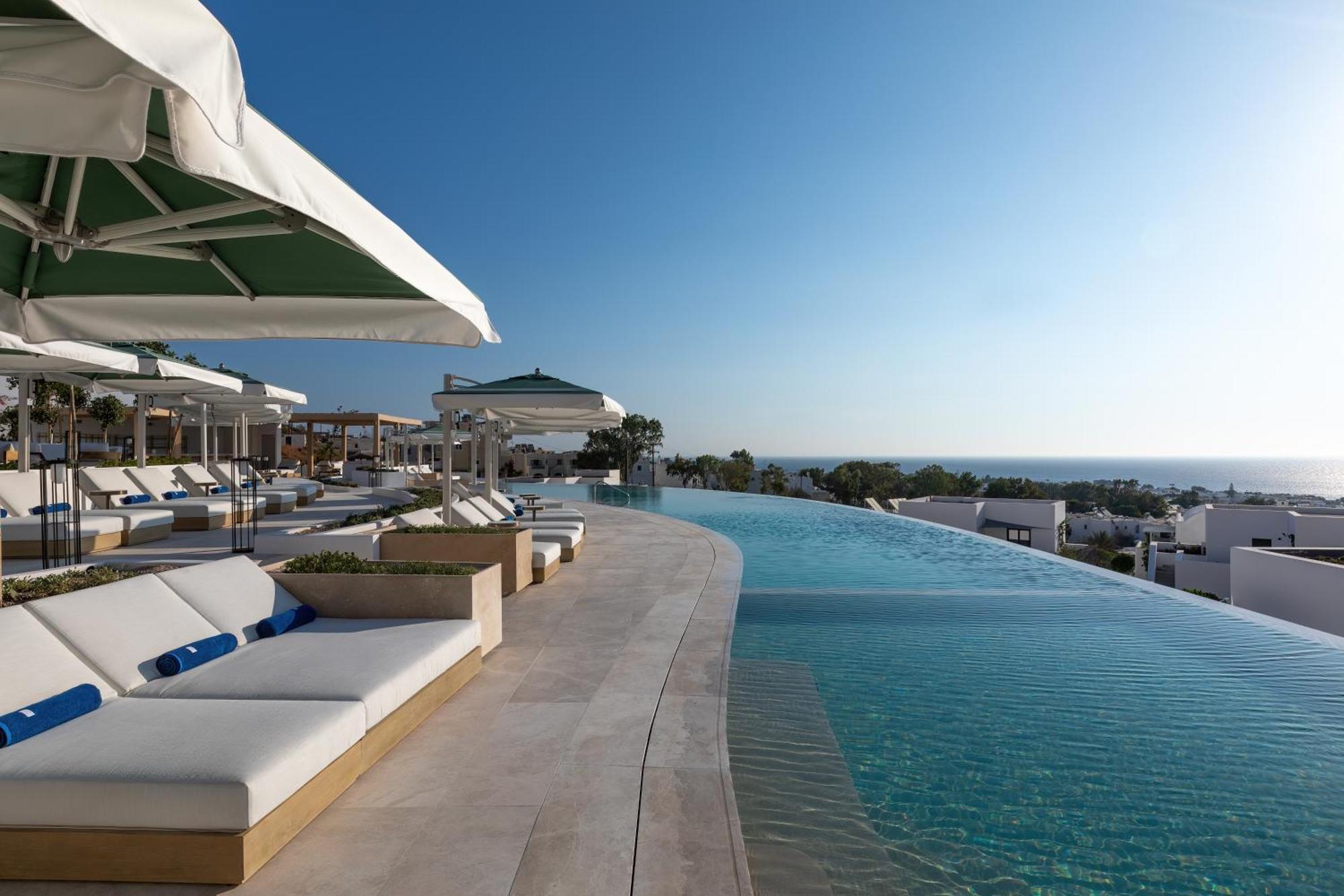 Sandblu Resort 5*