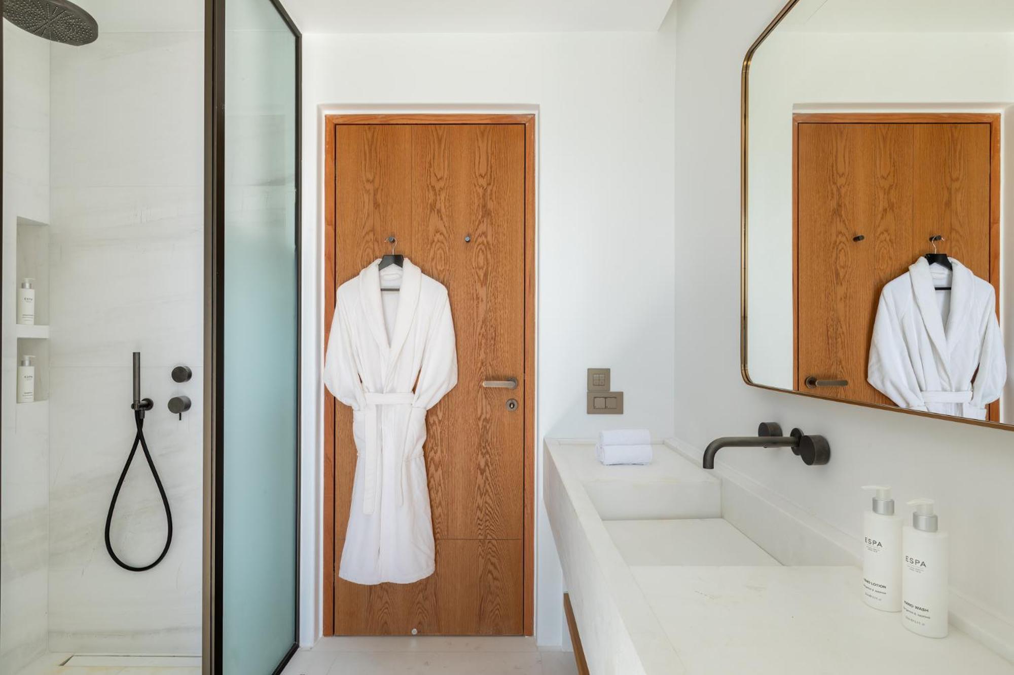 Sandblu 5* Kamari (Santorini)