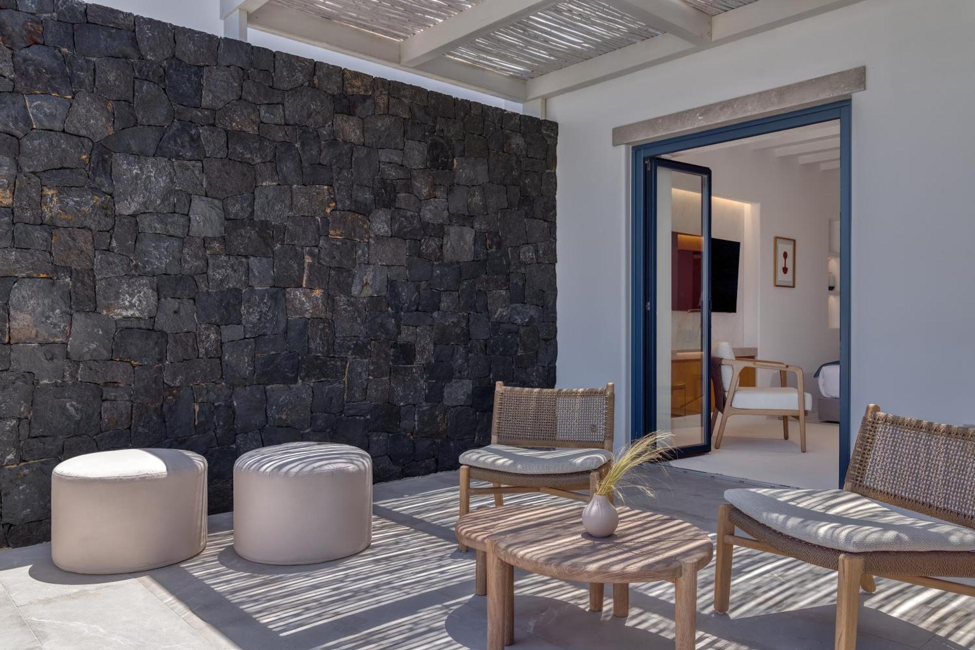 Sandblu 5* Kamari (Santorini)