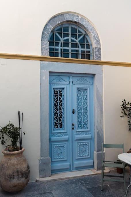 Pano Meria Venetian Style Ii Oia