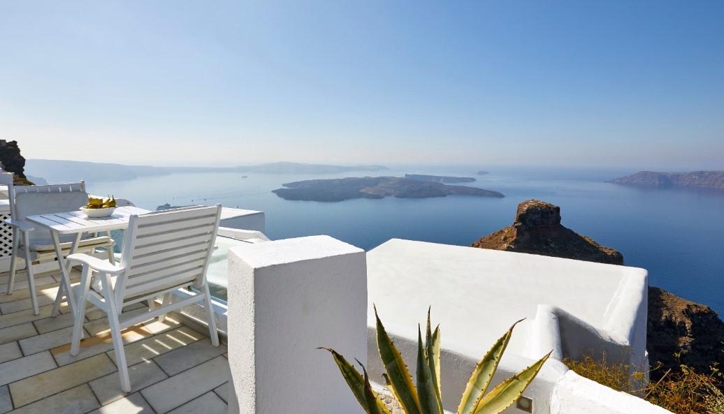 Iliovasilema & 4* Imerovigli (Santorini)