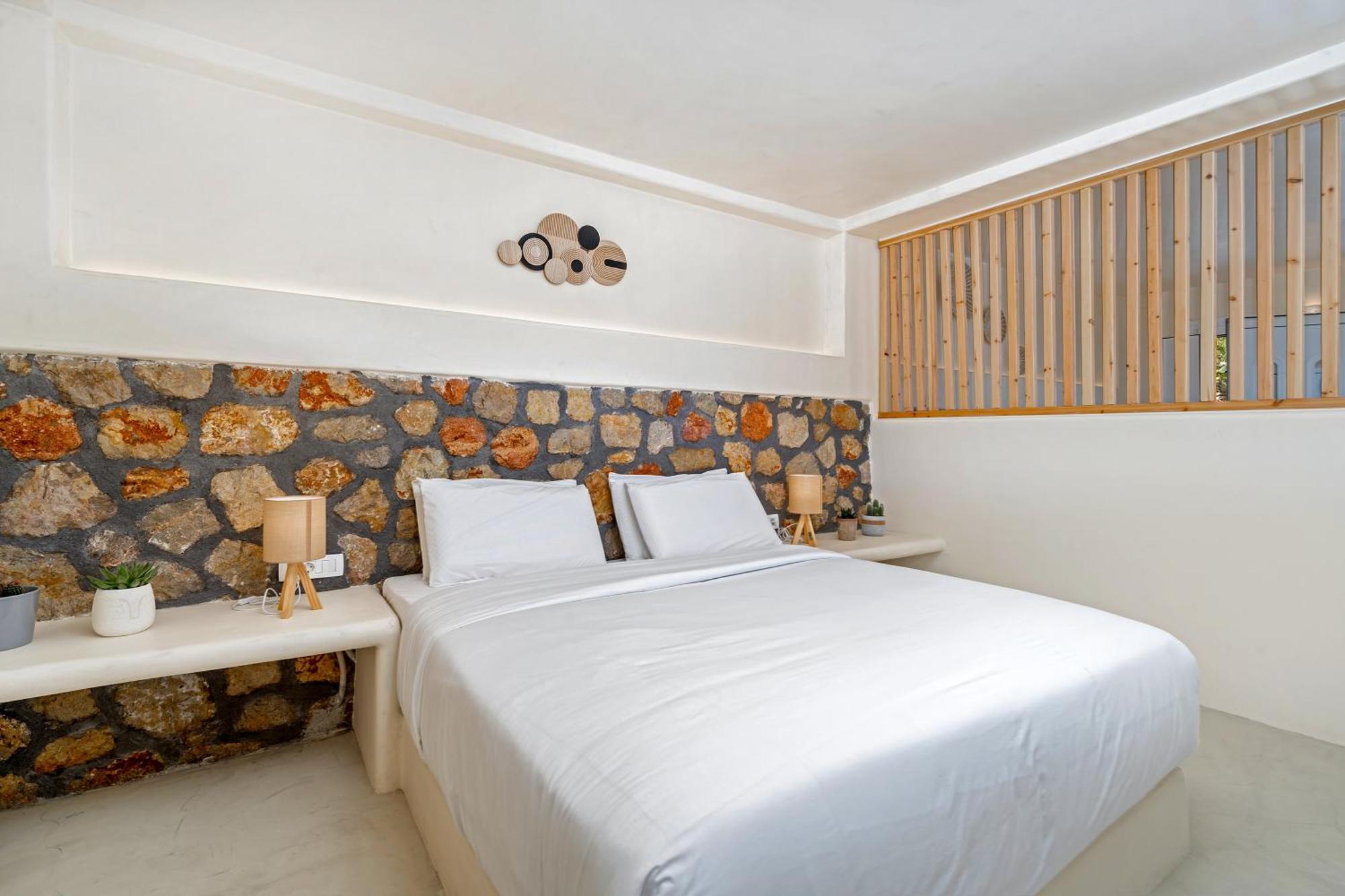 Eolithos Exclusive Aparthotel