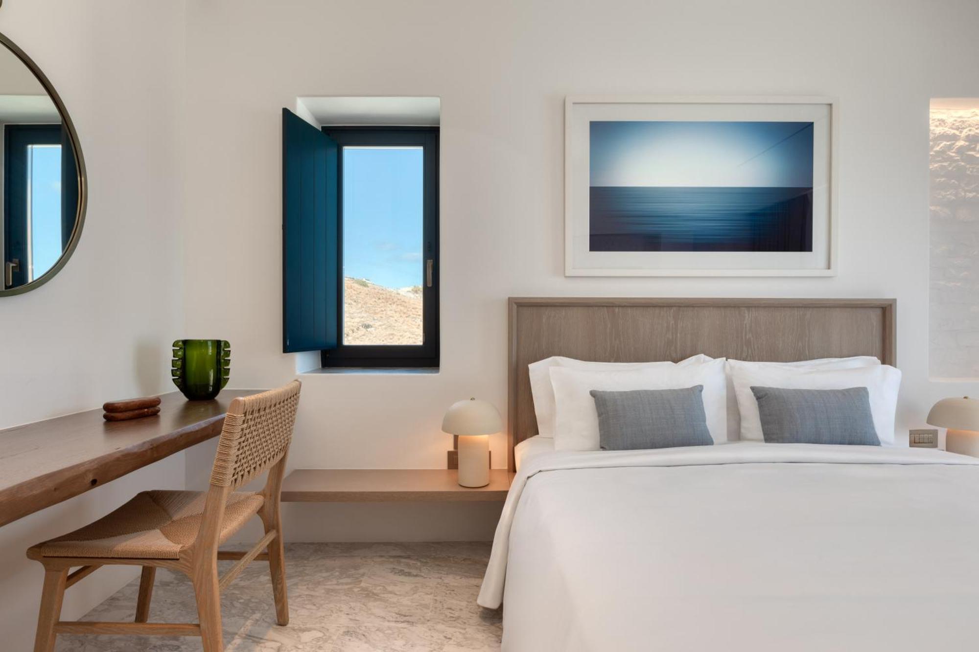 Sandblu 5* Kamari (Santorini)