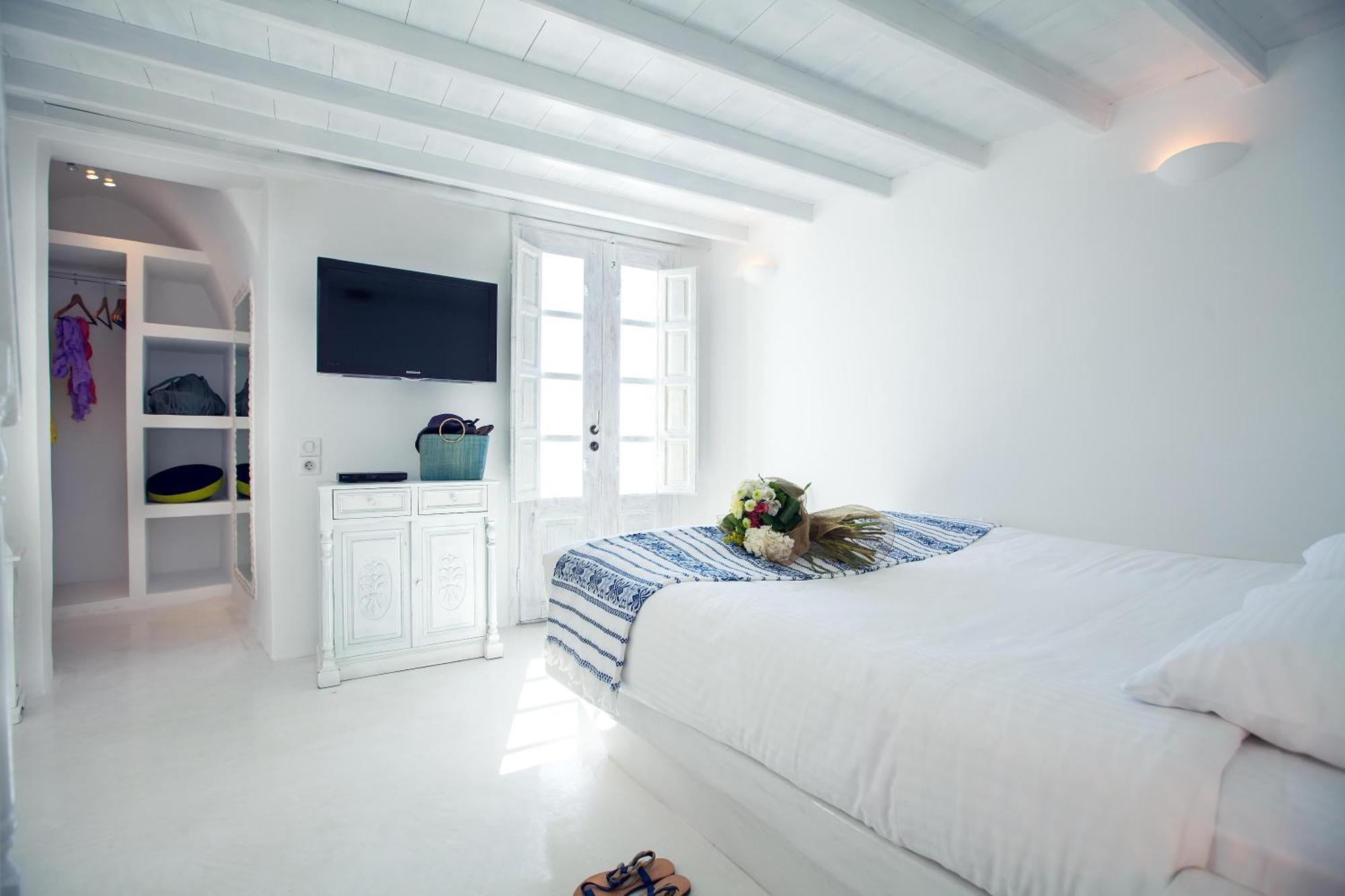 Alta Mare By Andronis (adults Only) Hotel