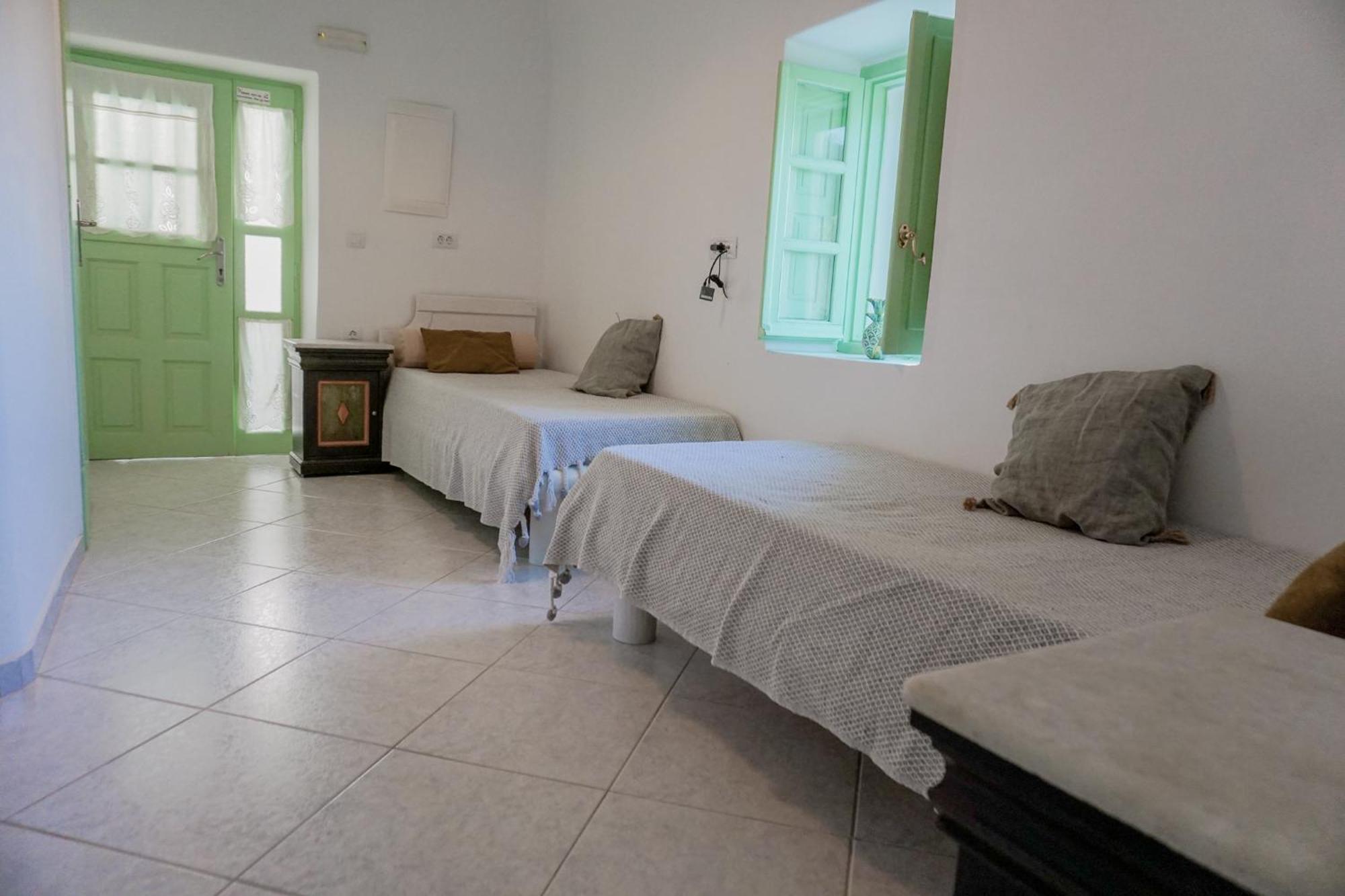 Mythos Traditional Stonehouse Apartment