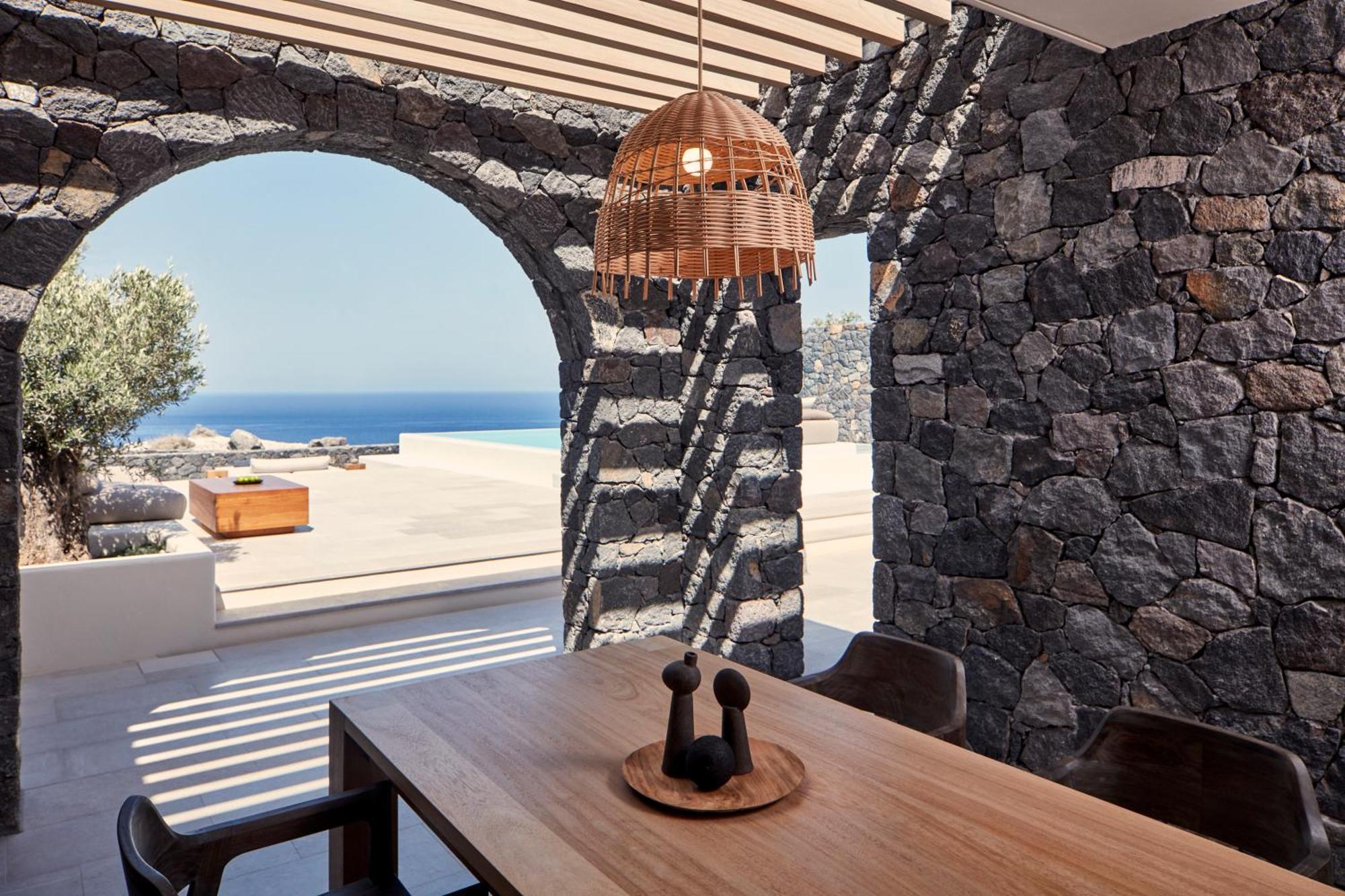 Canaves Epitome - Small Luxury Of The World 5*