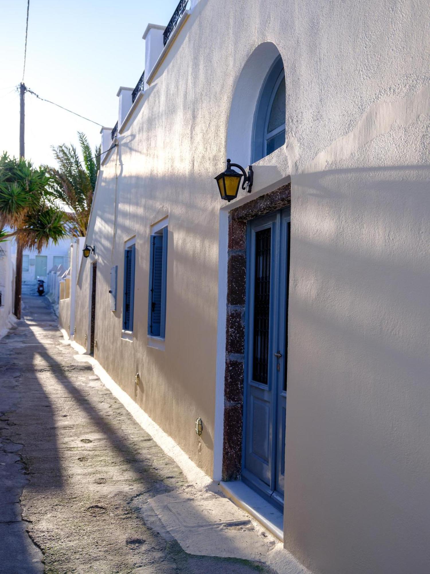 Ikio Concept Santorini Hotel Pýrgos