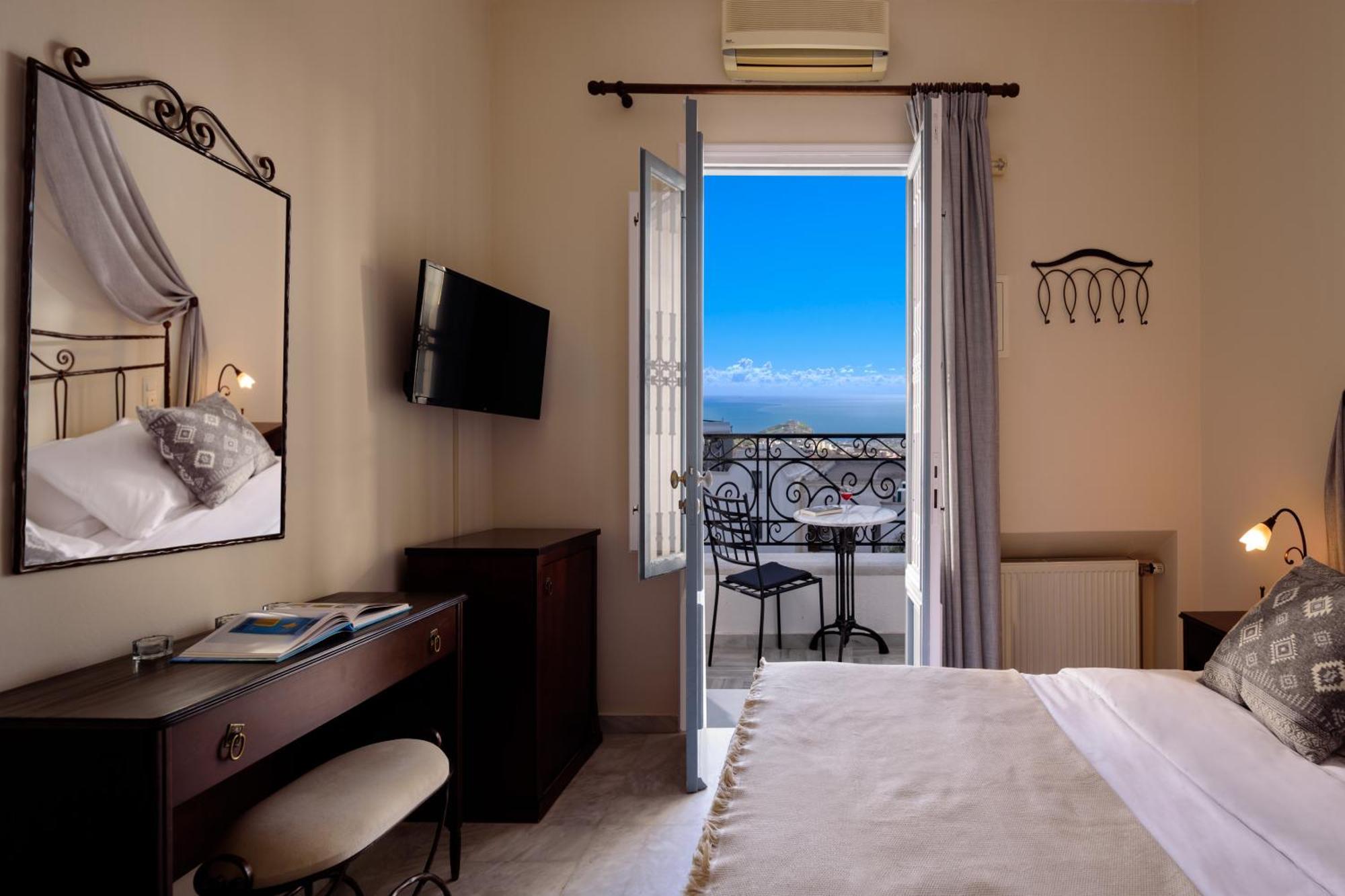 Hotel Ikio Concept Santorini Pýrgos