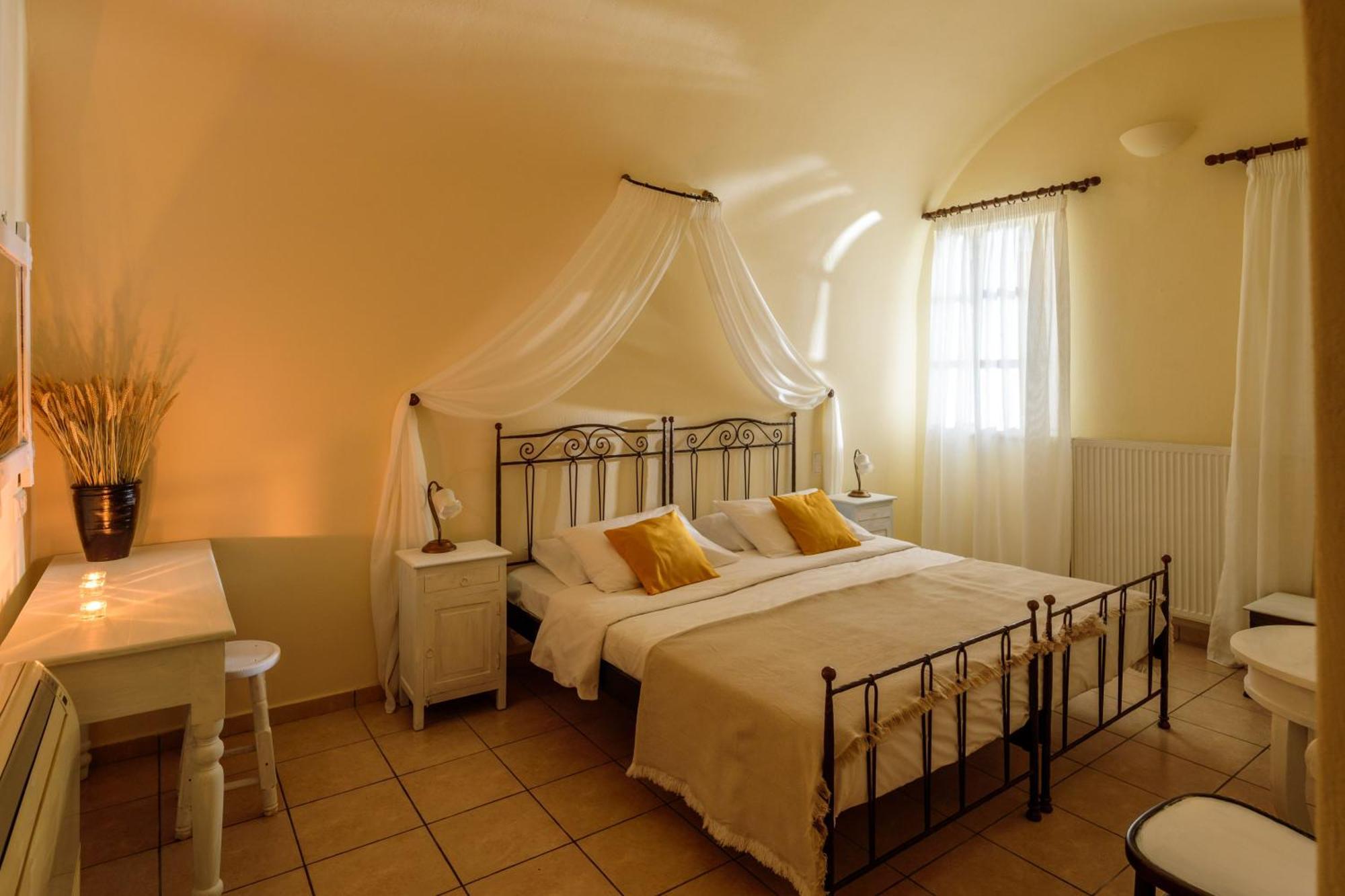 Hotel Ikio Concept Santorini