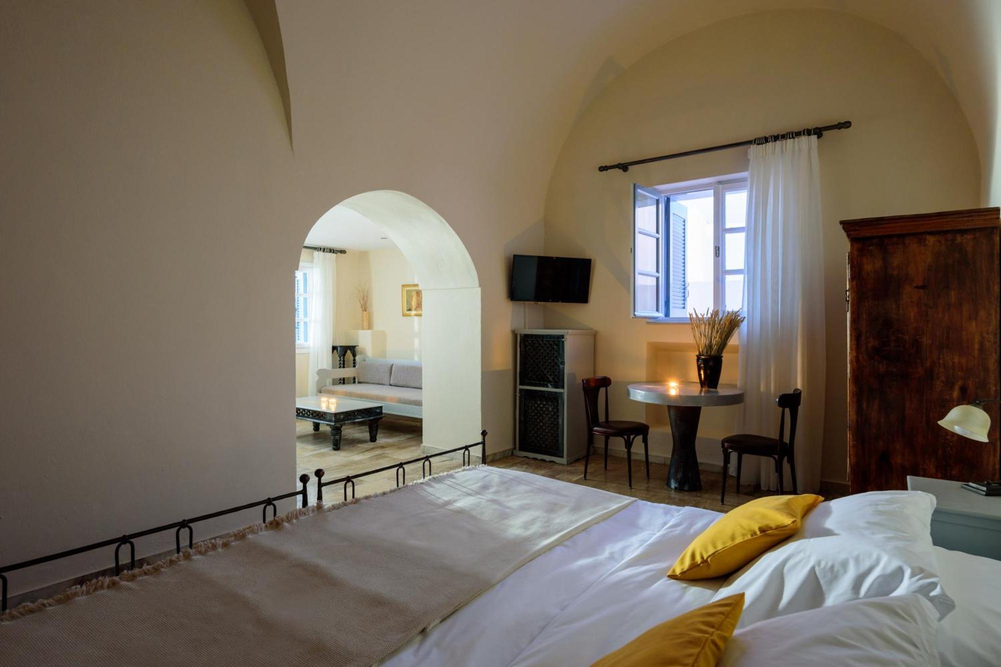 Hotel Ikio Concept Santorini *