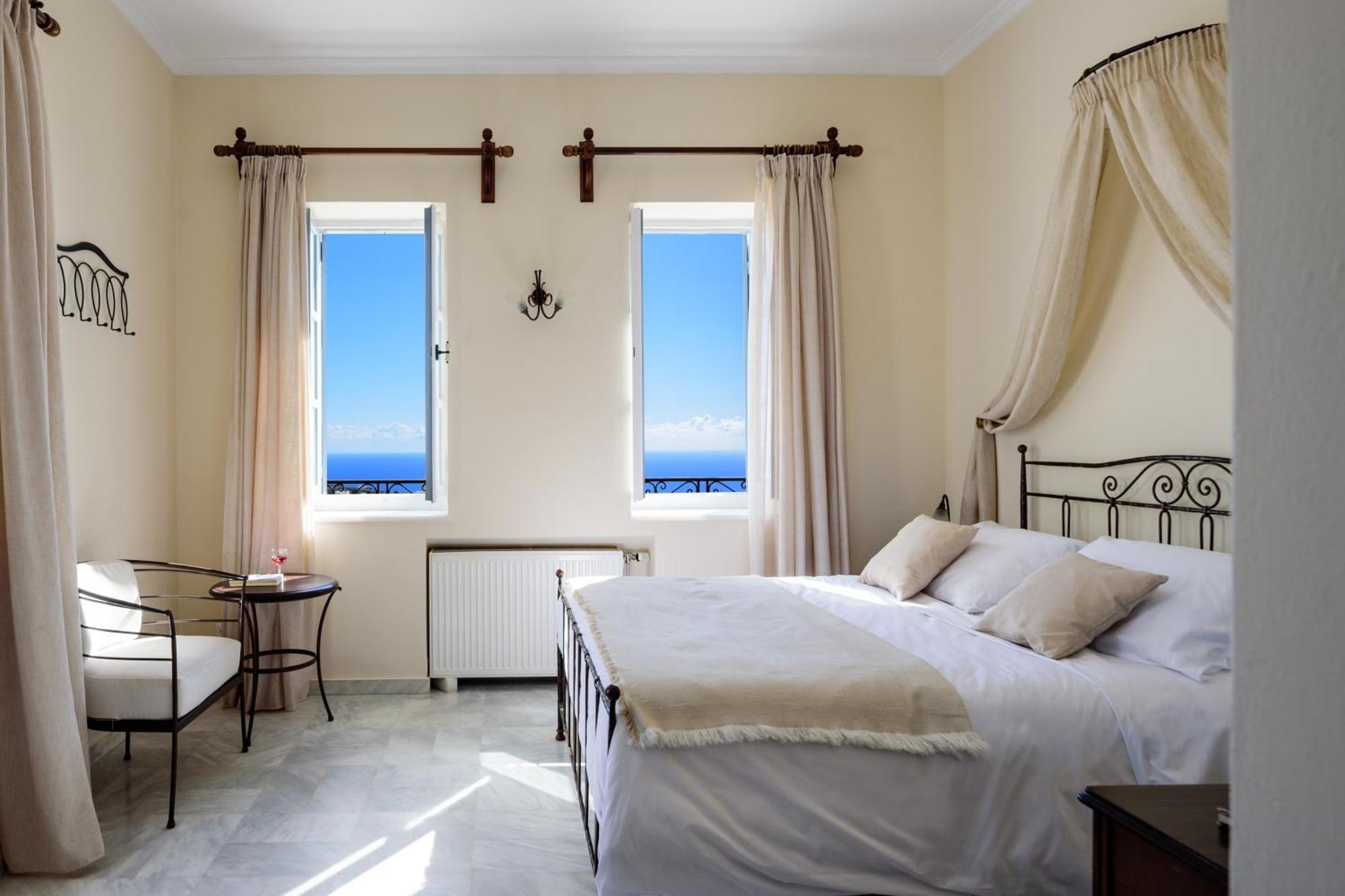 Ikio Concept Santorini *