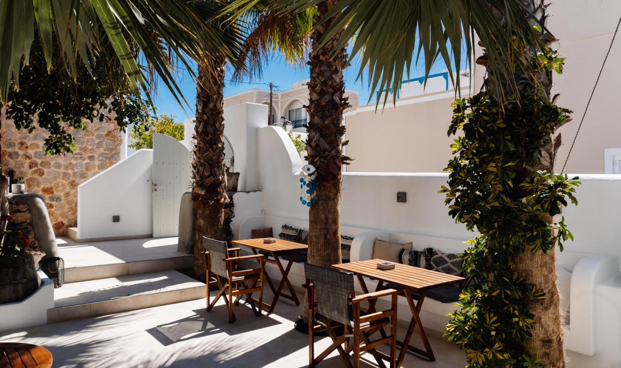 George 3* Karterados (Santorini)