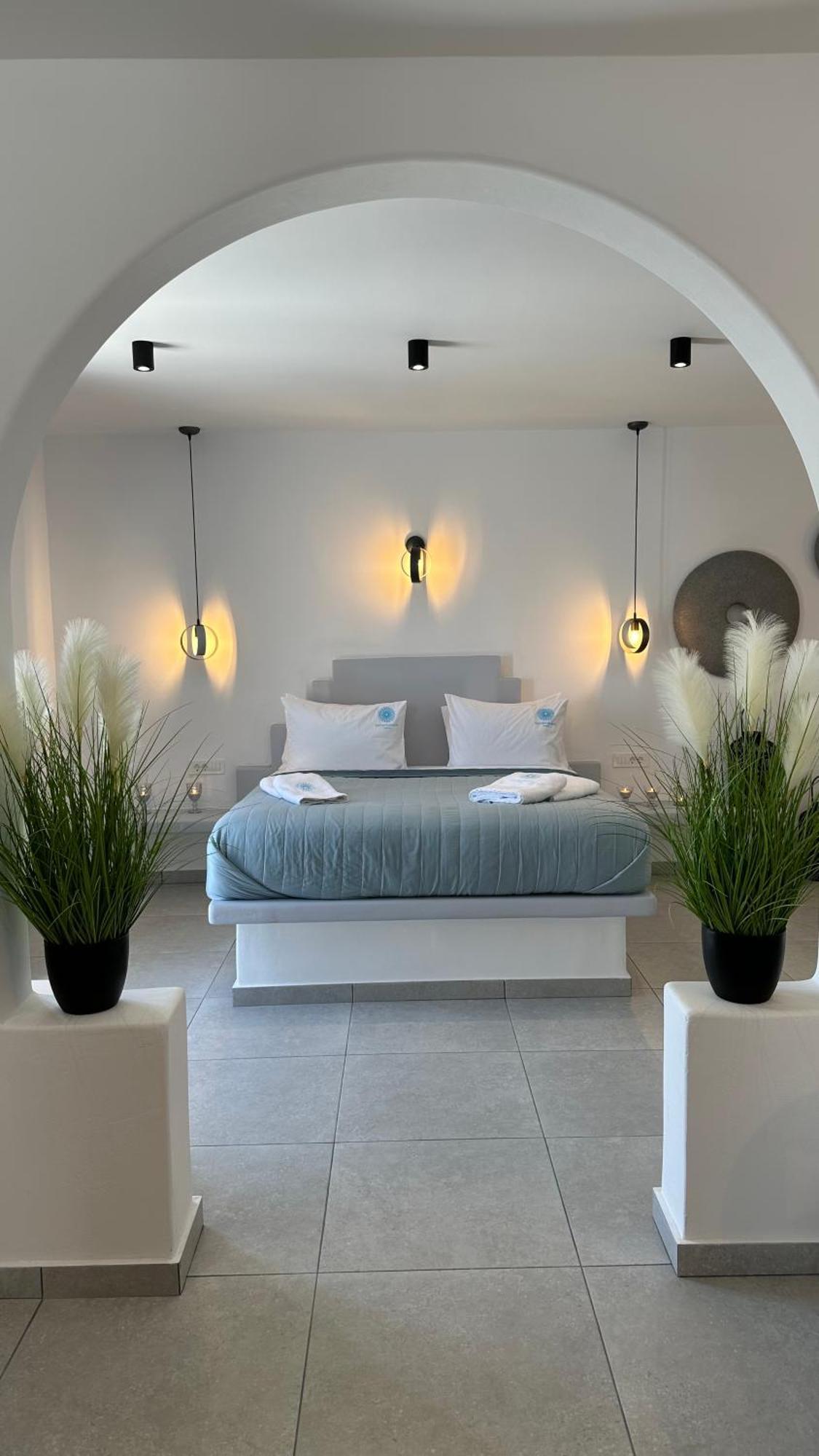 Santorini Miracles Suites, Adults Only *