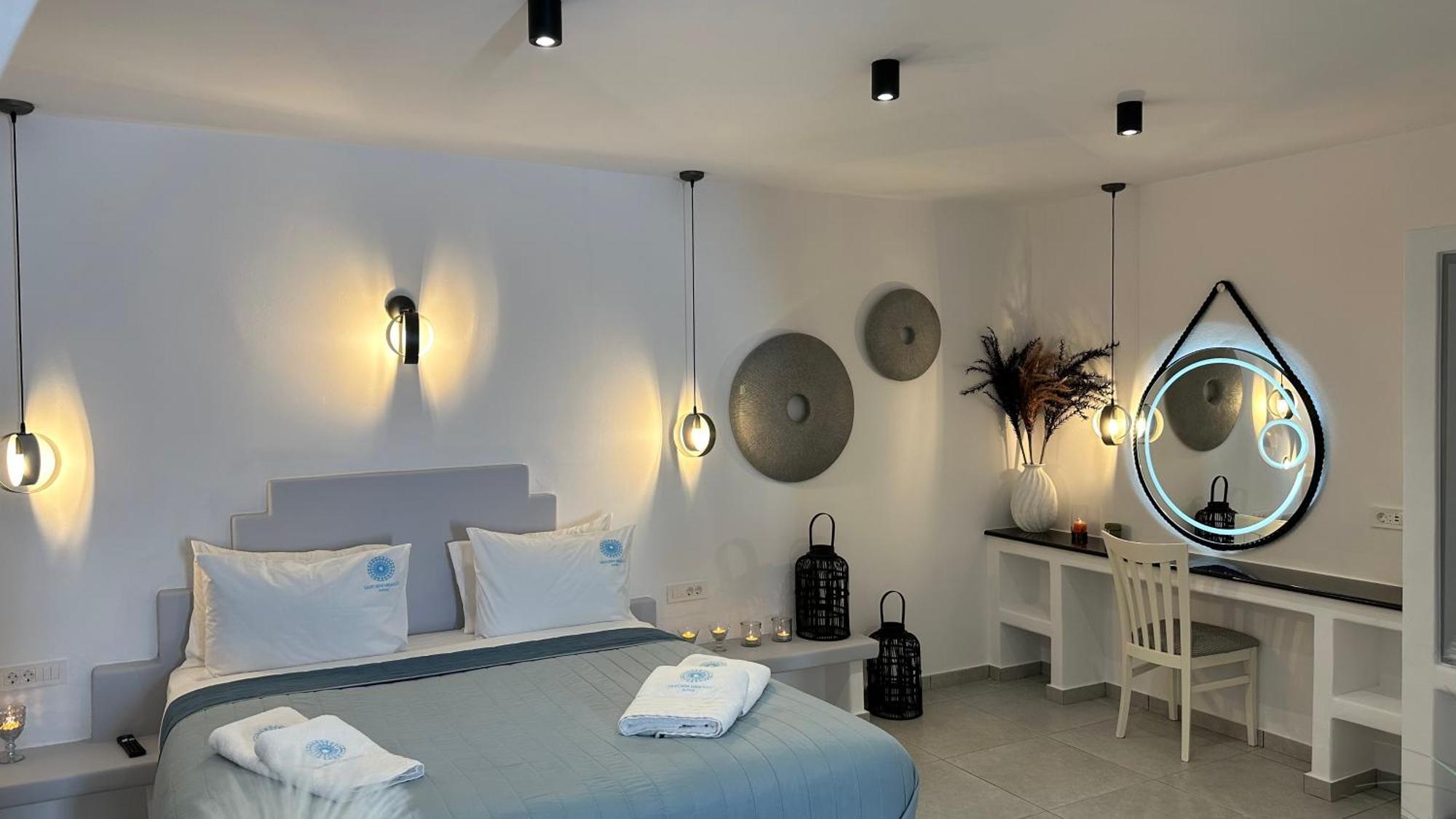 Santorini Miracles Suites, Adults Only Perissa (Santorini)