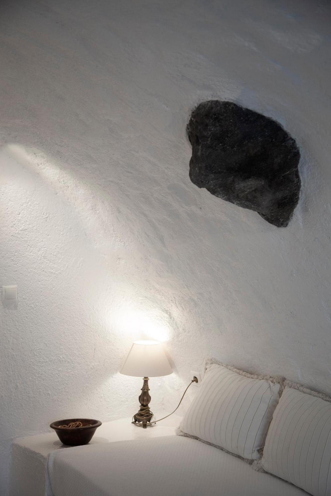 Alexander's Aparthotel Oia (Santorini)