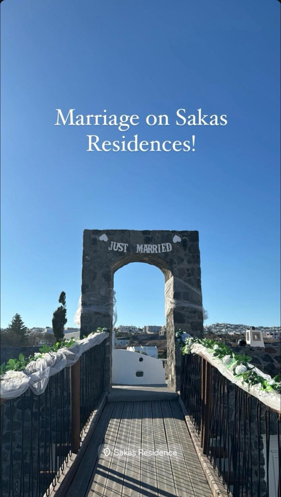 Sakas Residences Karterados (Santorini)