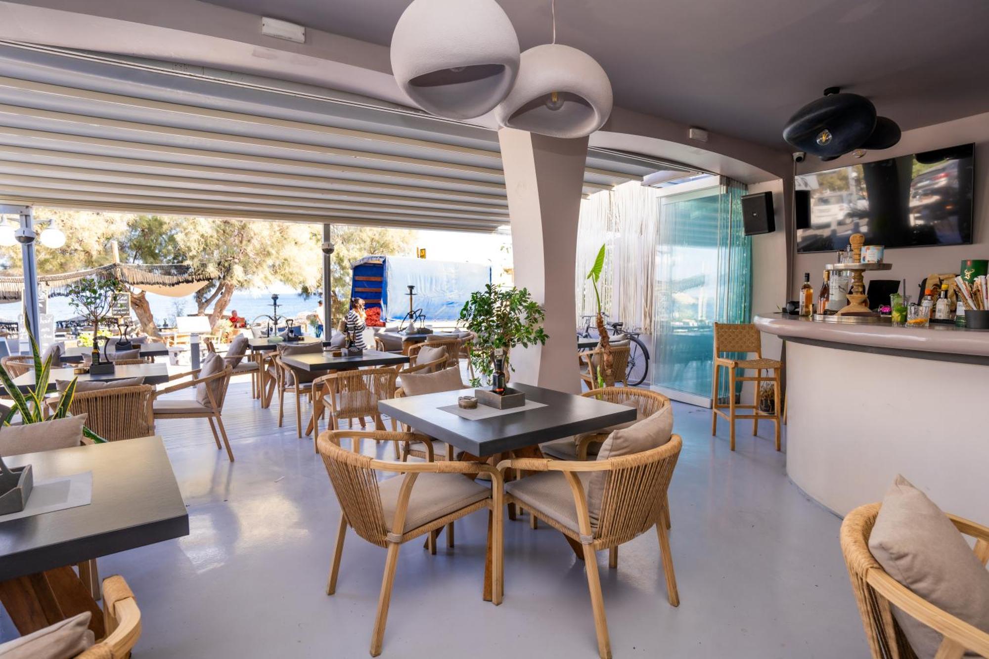 Hotel Zen & Perissa (Santorini)