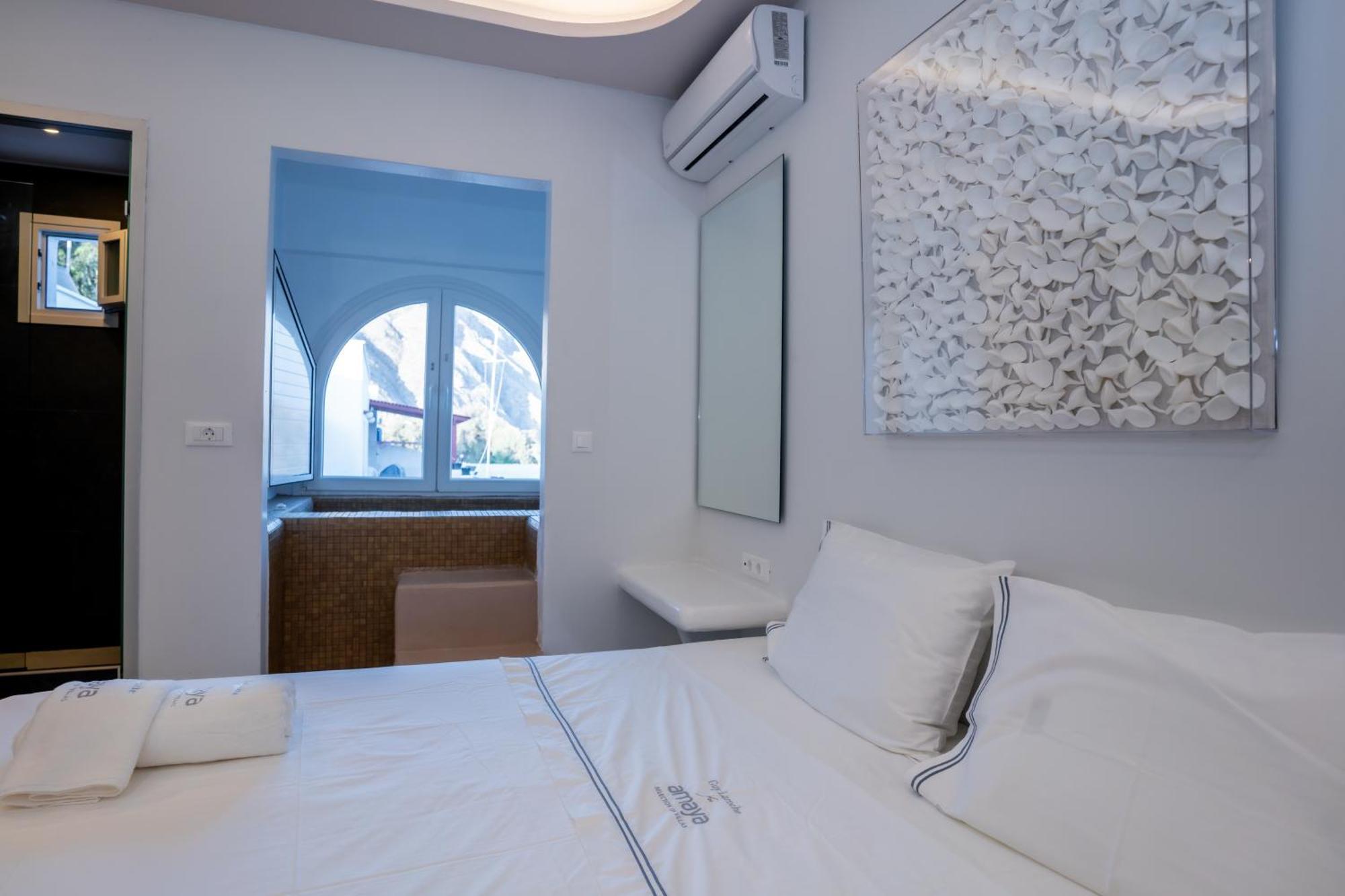 Hotel Zen & Perissa (Santorini)