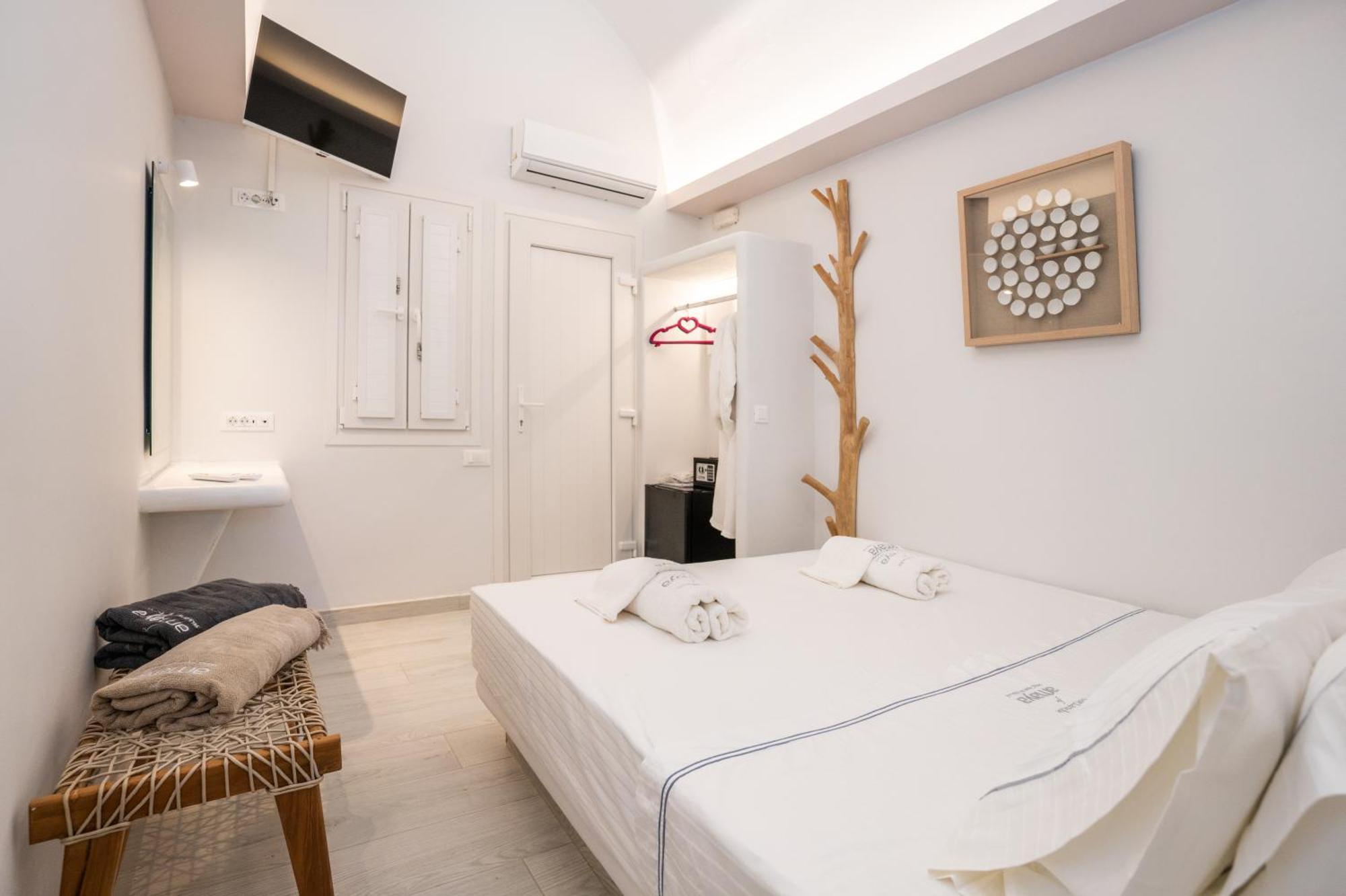 Hotel Zen & Perissa (Santorini)